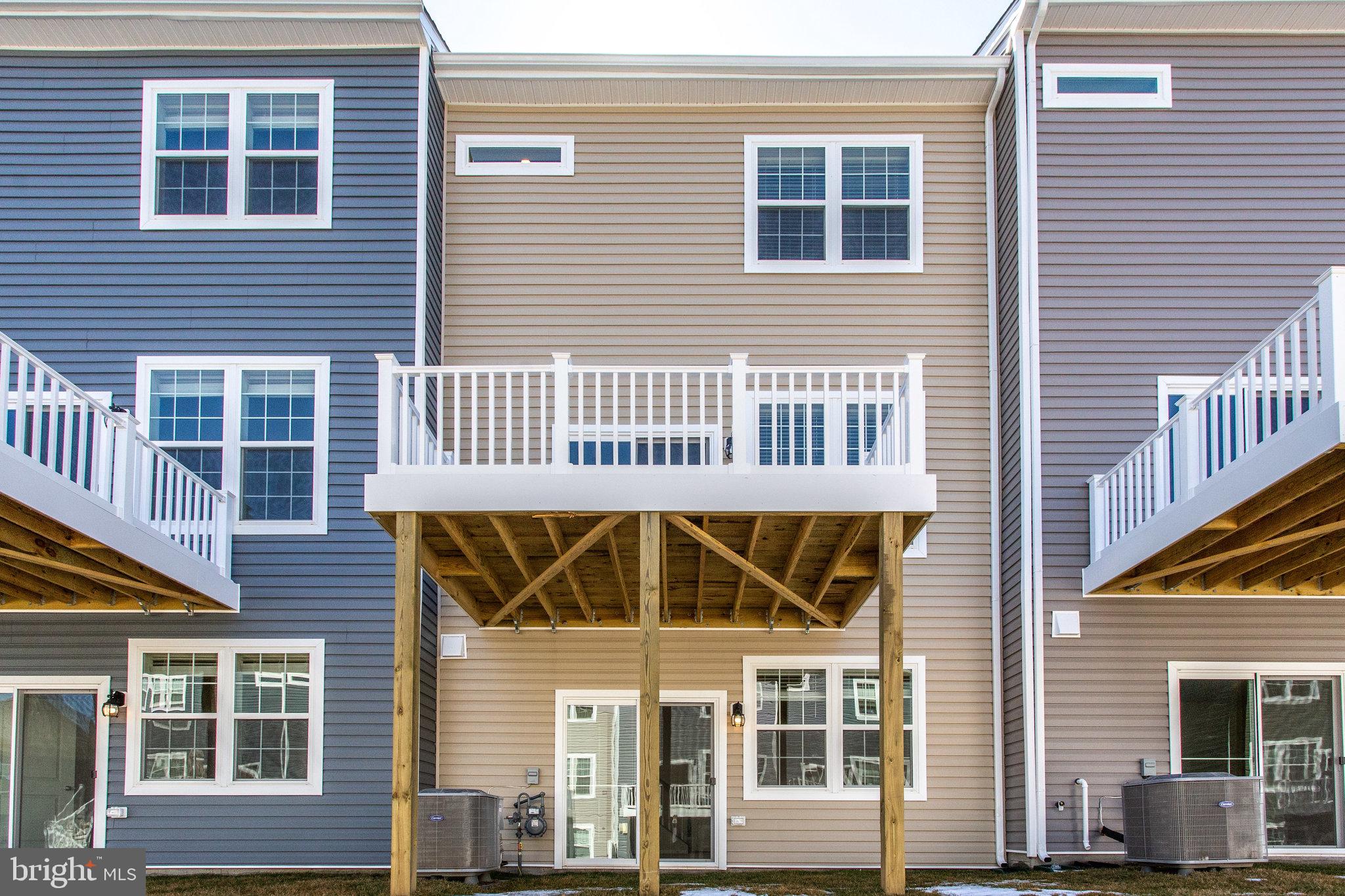 WESTVIEW SOUTH - Residential Lease