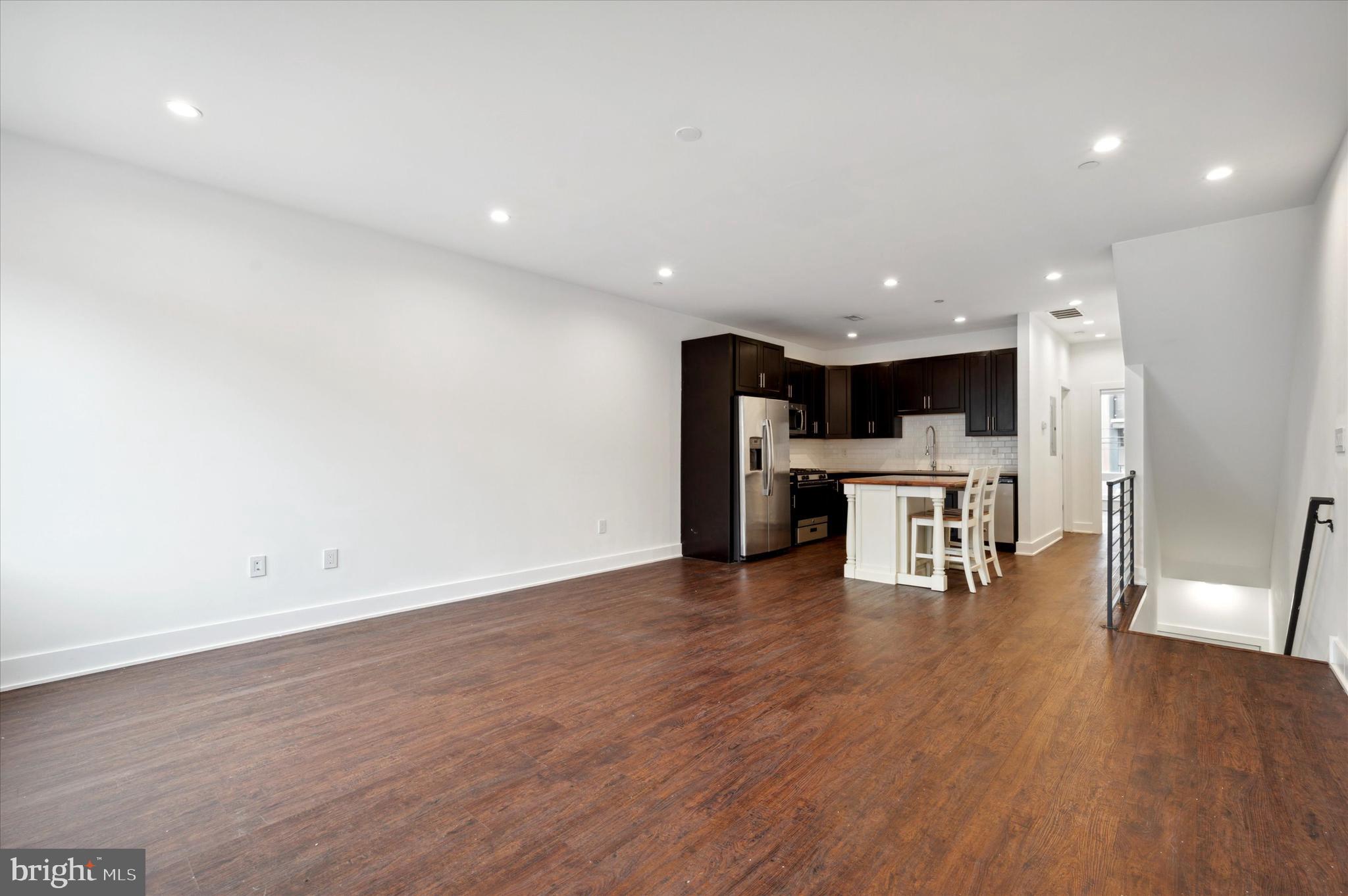 OLDE KENSINGTON - Residential