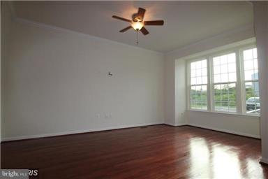 VANTAGE POINT SOUTH - Residential
