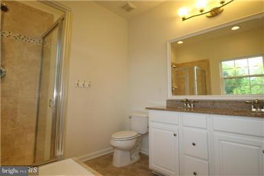 VANTAGE POINT SOUTH - Residential