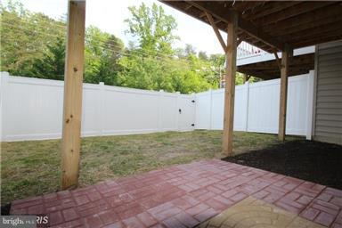 VANTAGE POINT SOUTH - Residential