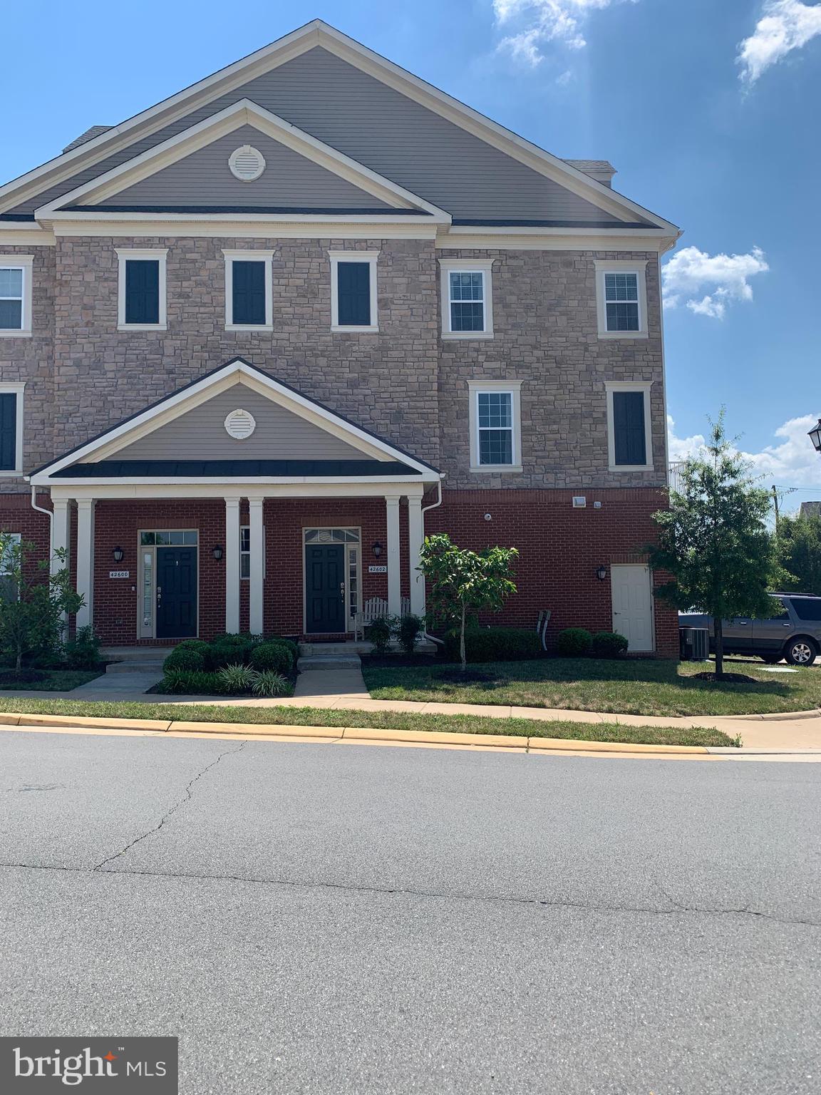 PRESERVE AT GOOSE CREEK - Residential Lease