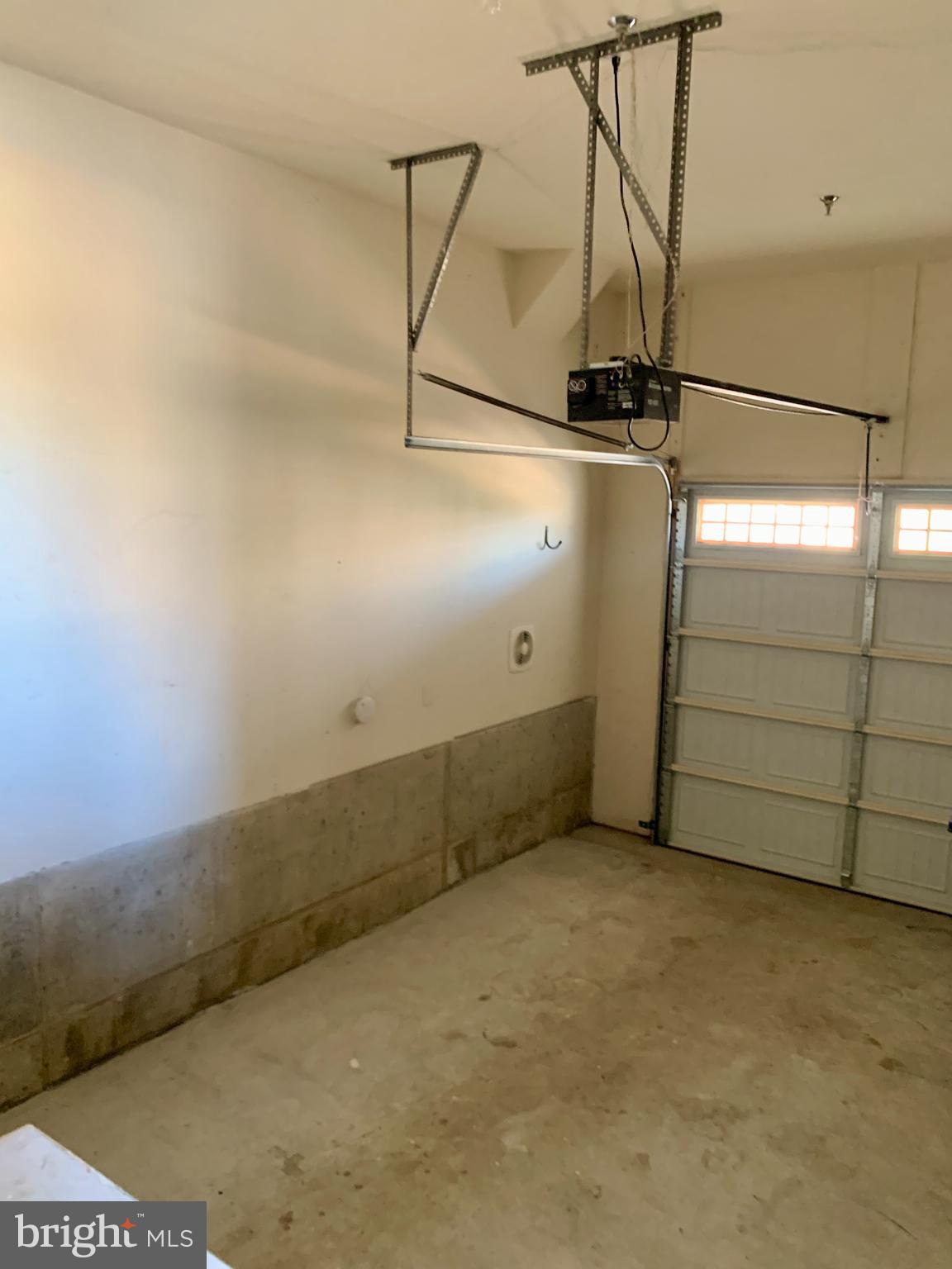 PRESERVE AT GOOSE CREEK - Residential Lease