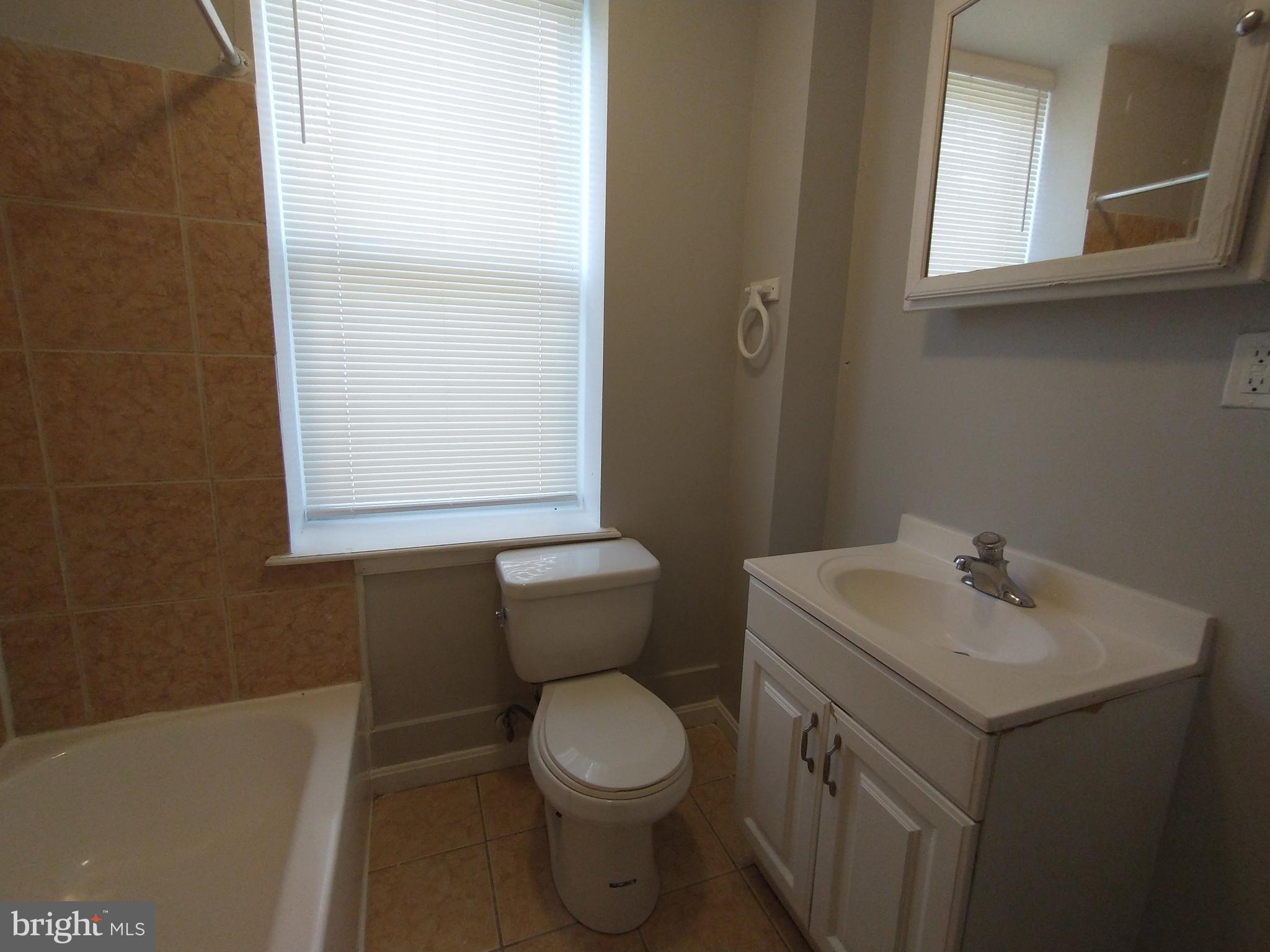 MOUNT VERNON PLACE HISTORIC DISTRICT - Residential Lease