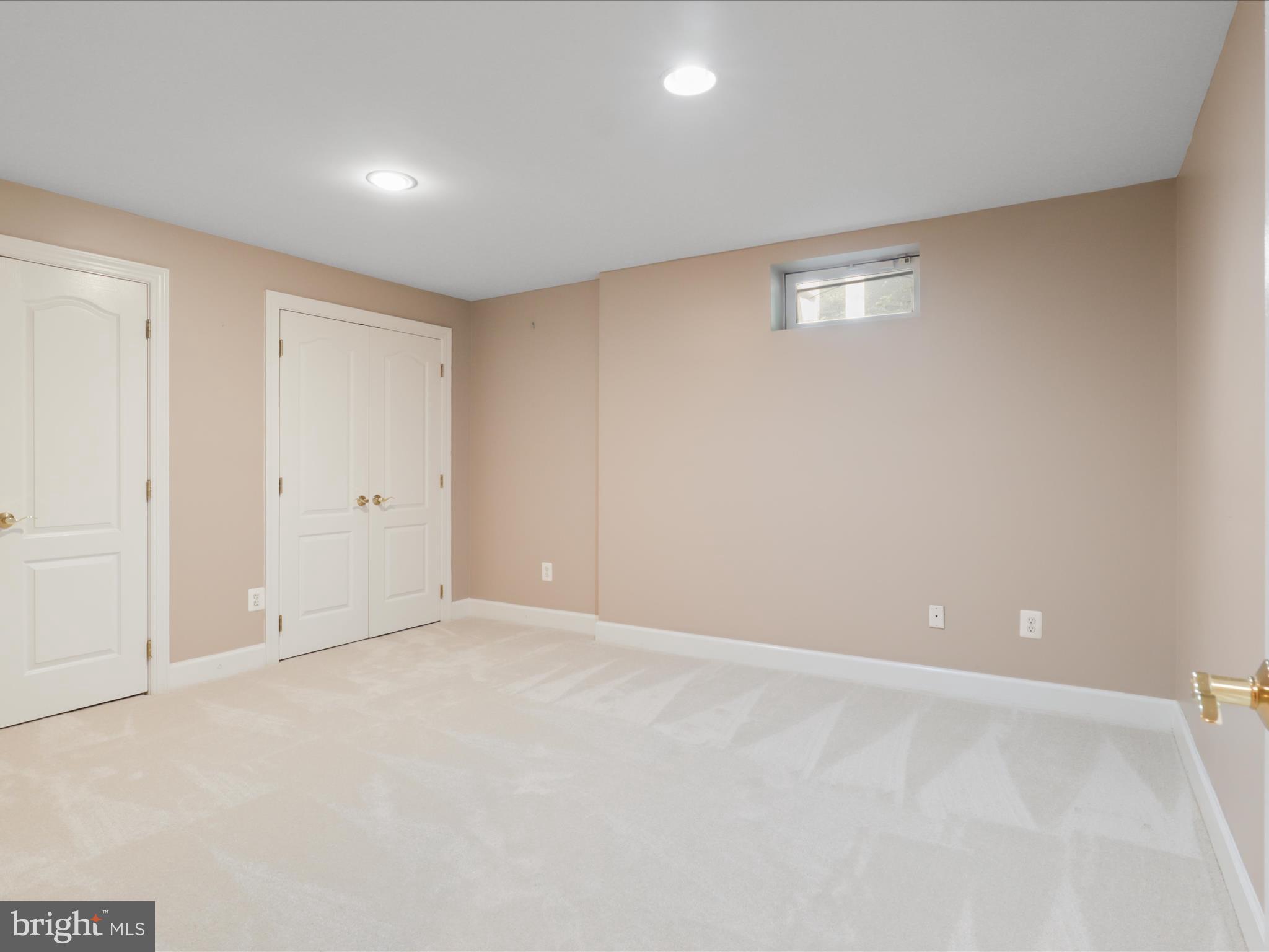 CANTERBERRY FOREST - Residential