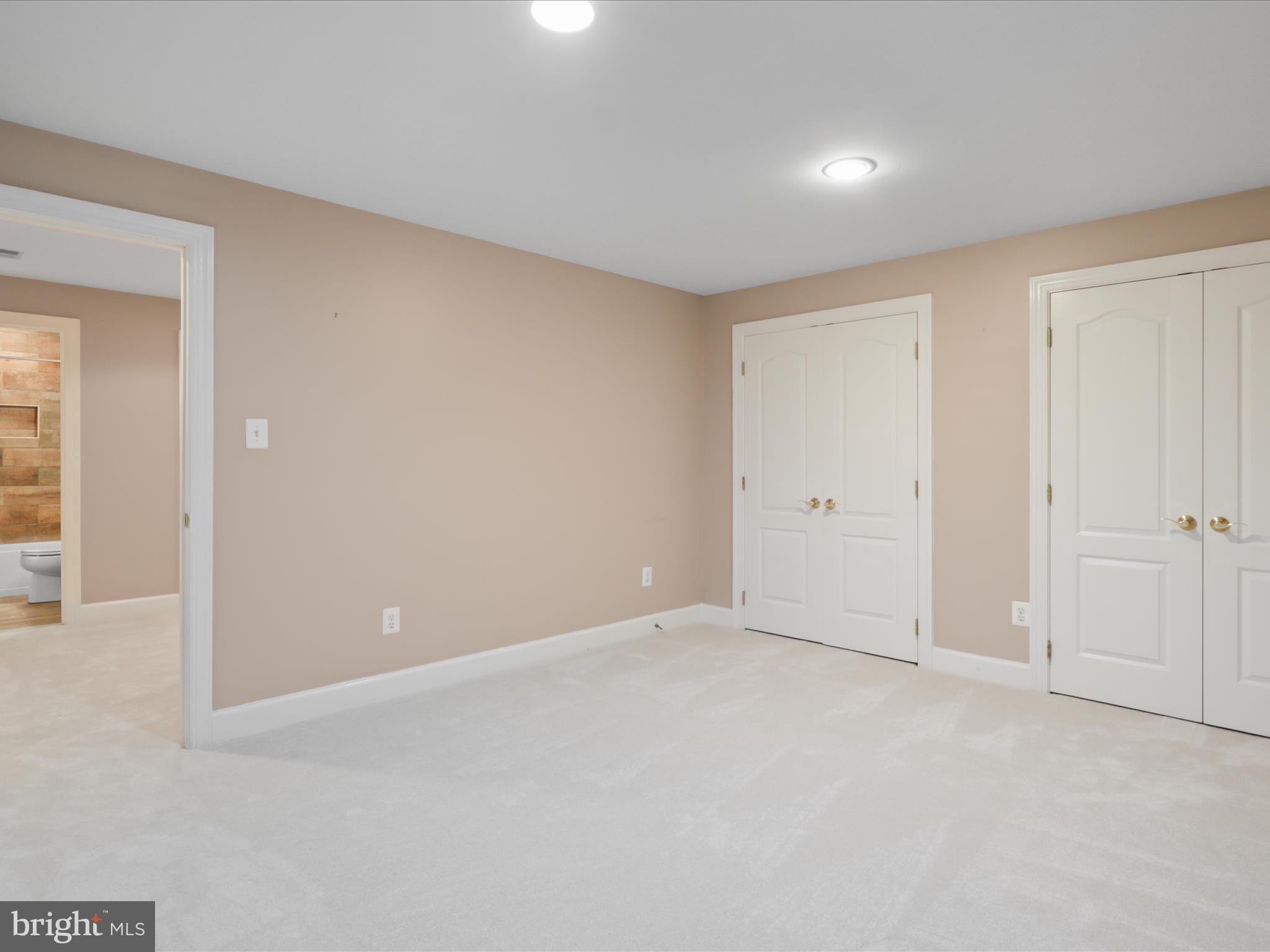 CANTERBERRY FOREST - Residential