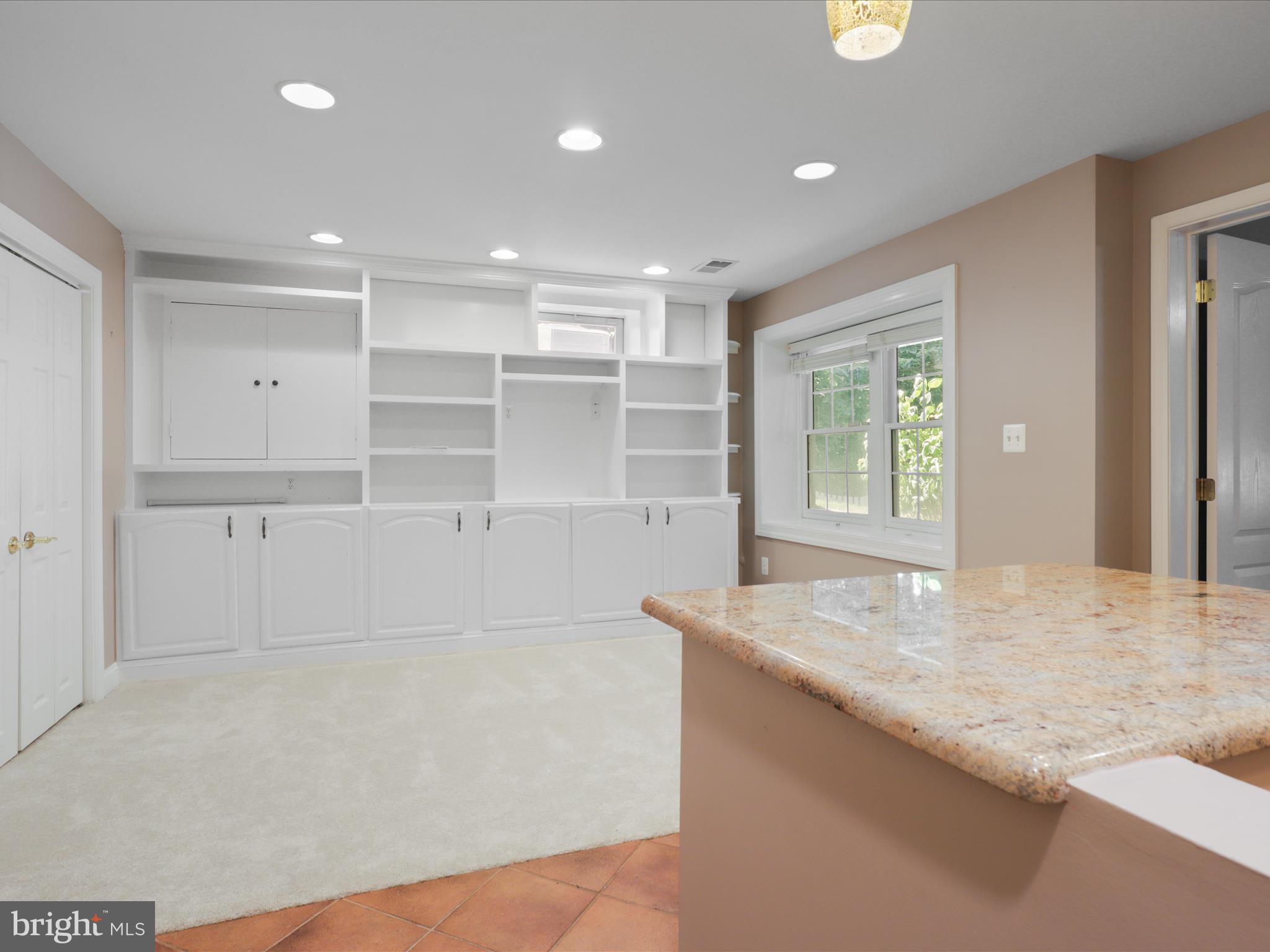 CANTERBERRY FOREST - Residential