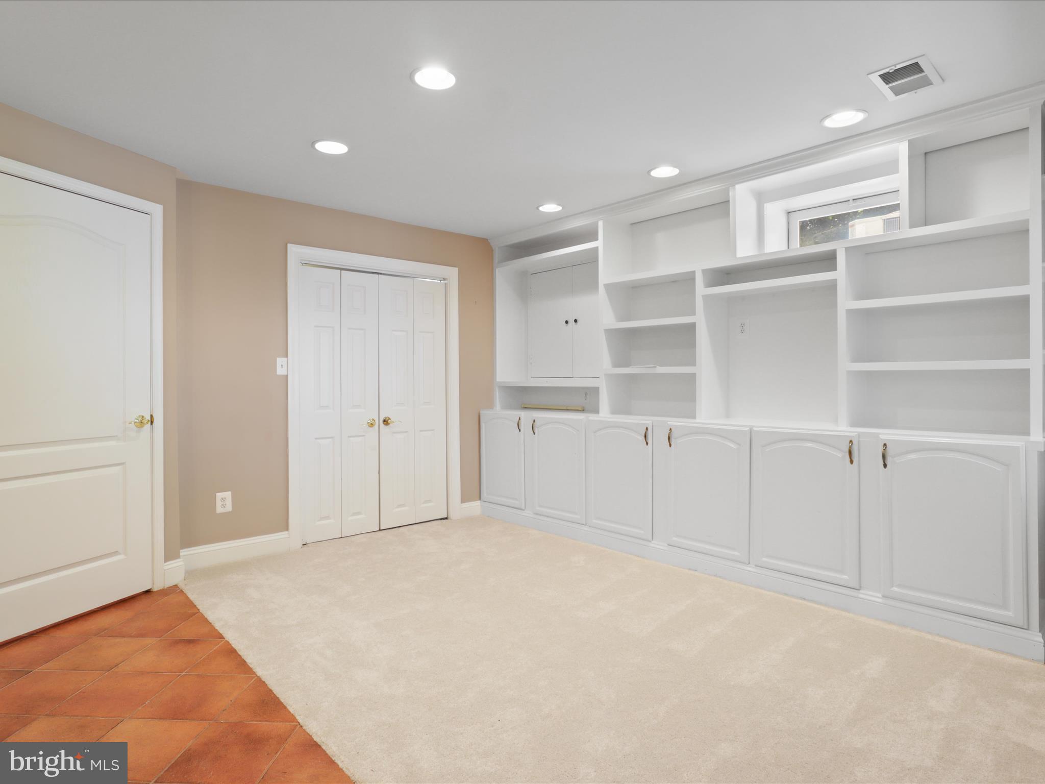 CANTERBERRY FOREST - Residential