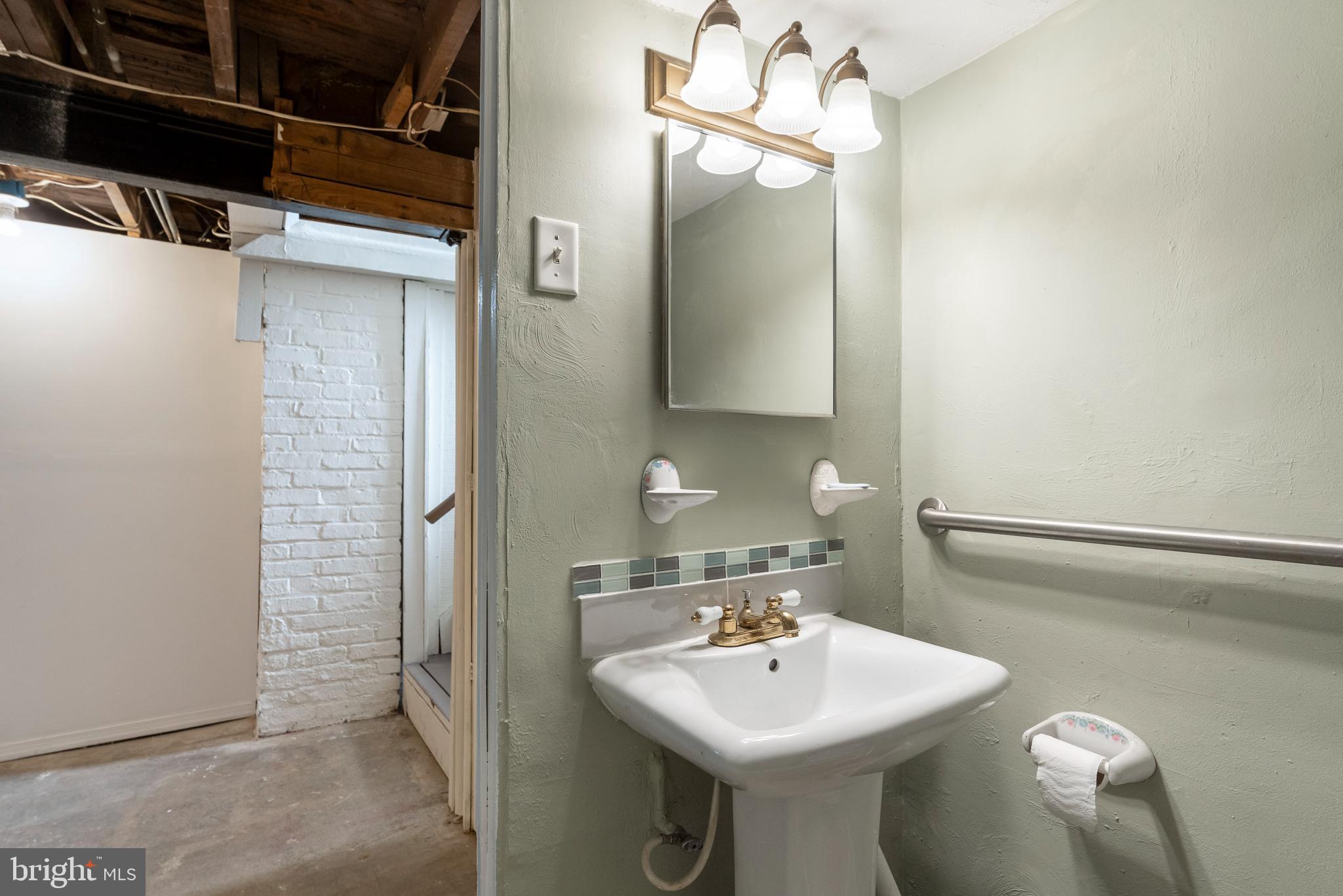 CLYBURN - Residential