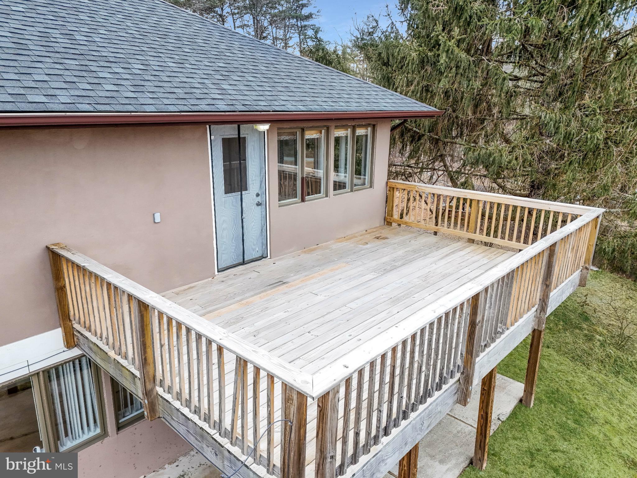 CHESTNUT GROVE - Residential