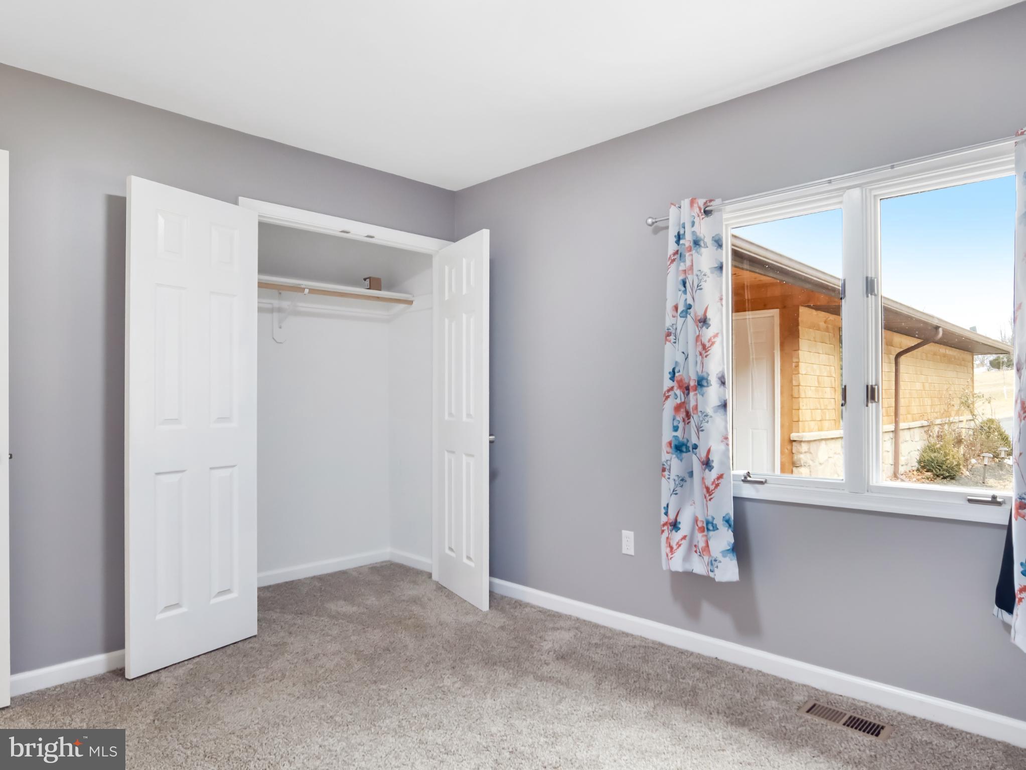 CHESTNUT GROVE - Residential