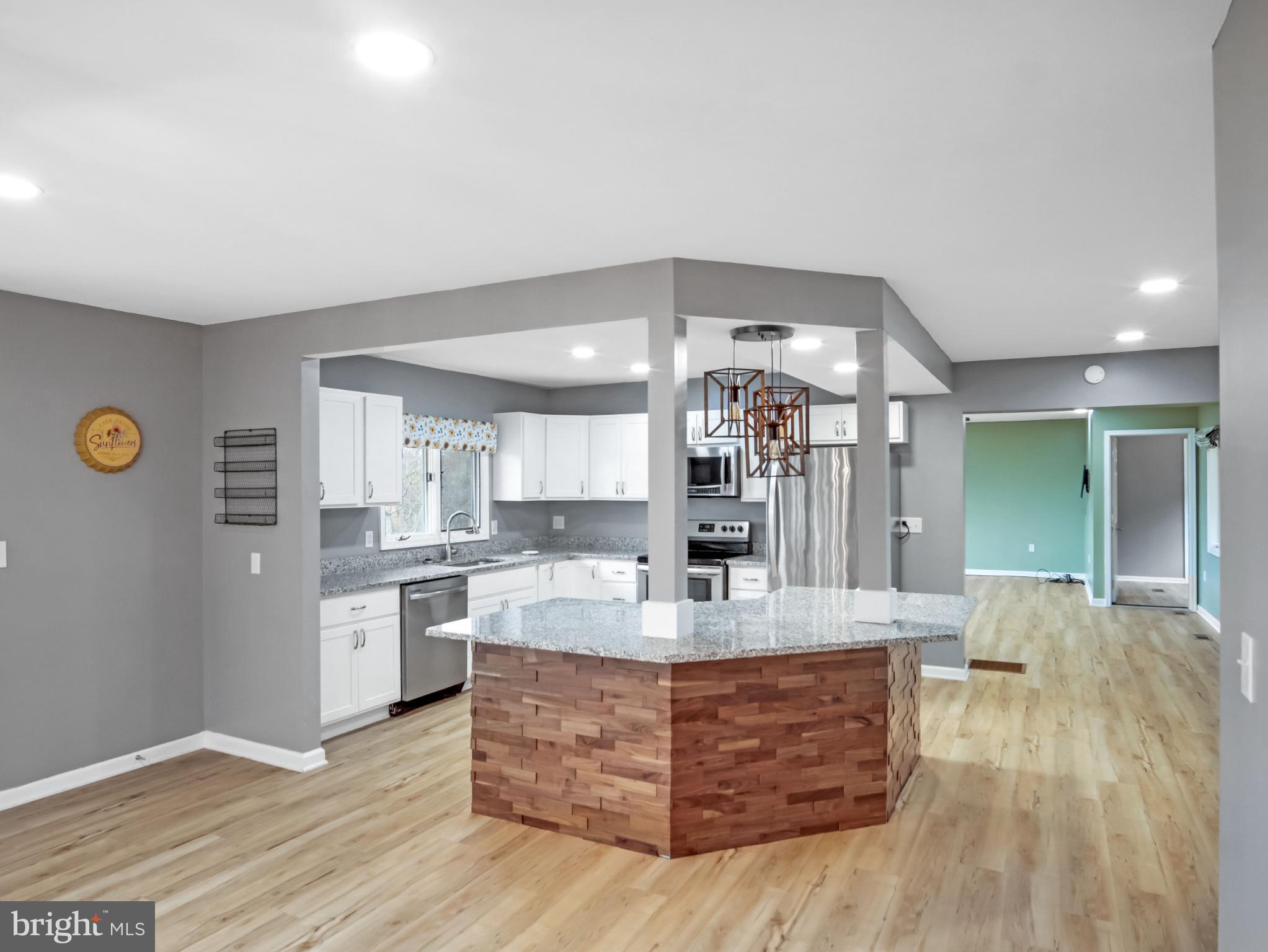 CHESTNUT GROVE - Residential