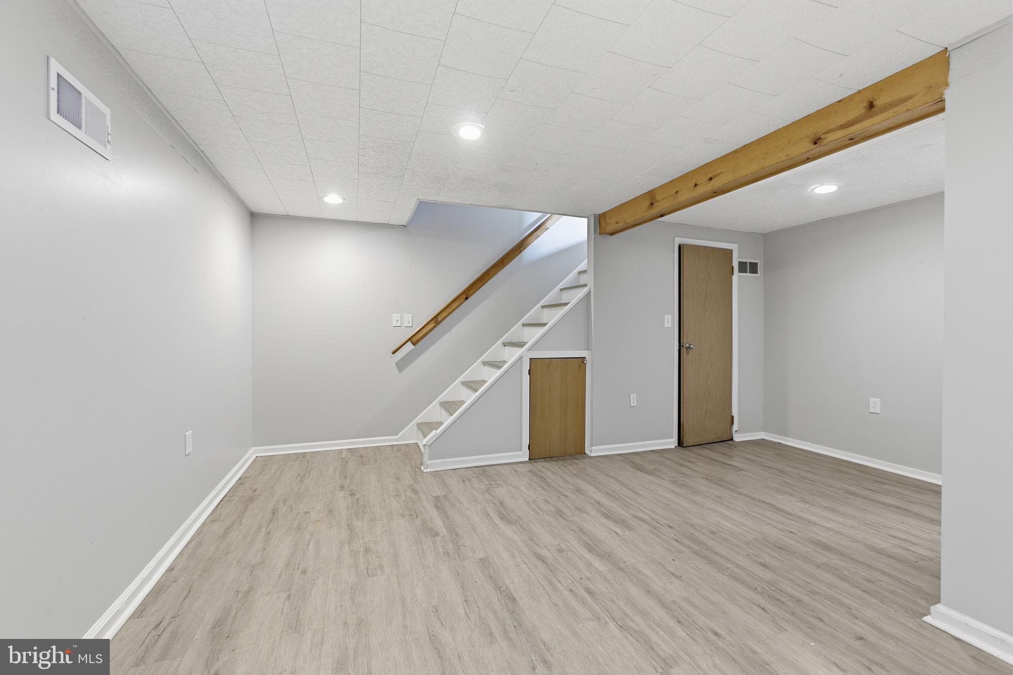 GAITHERSBURG - Residential Lease