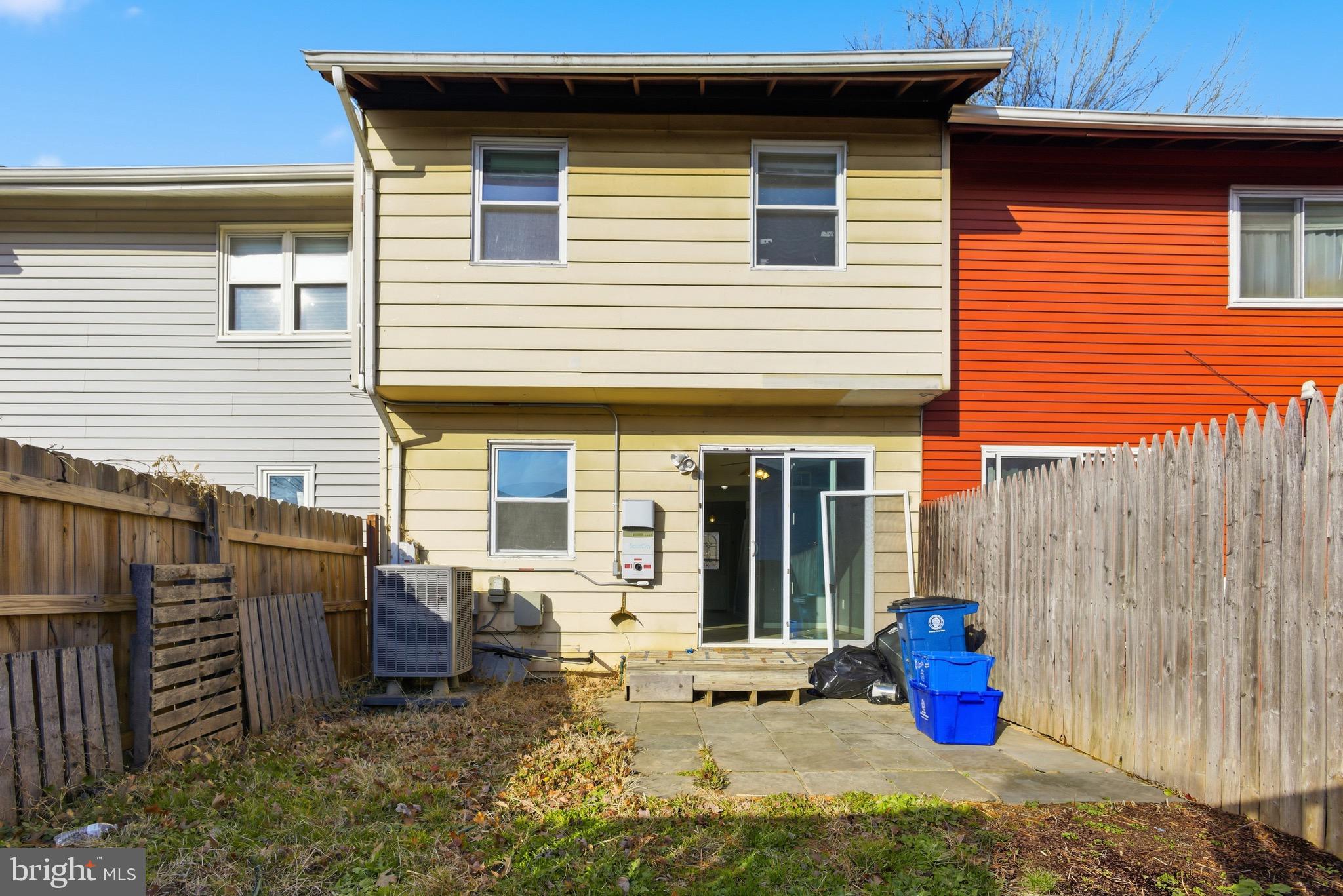 GAITHERSBURG - Residential Lease