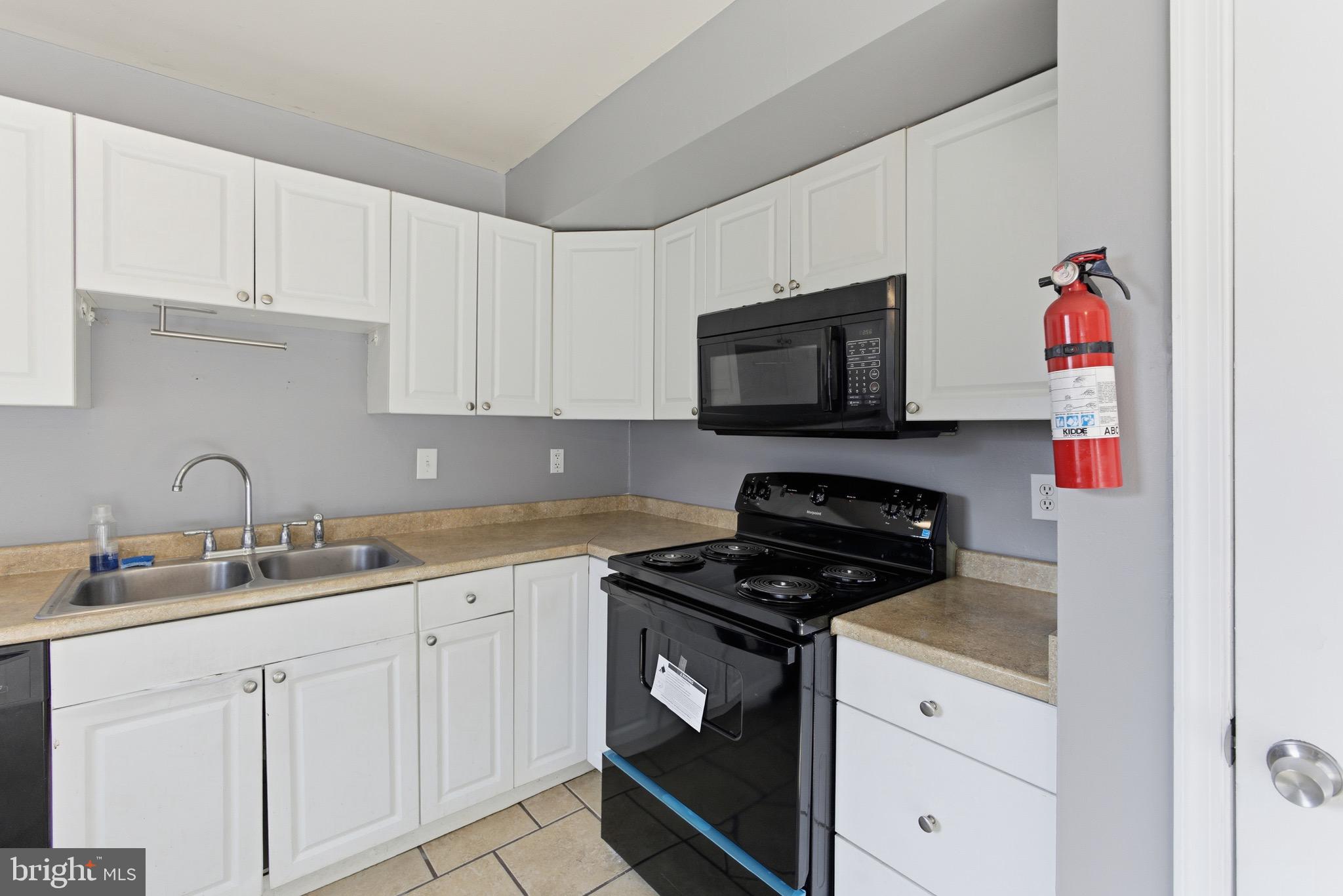 GAITHERSBURG - Residential Lease