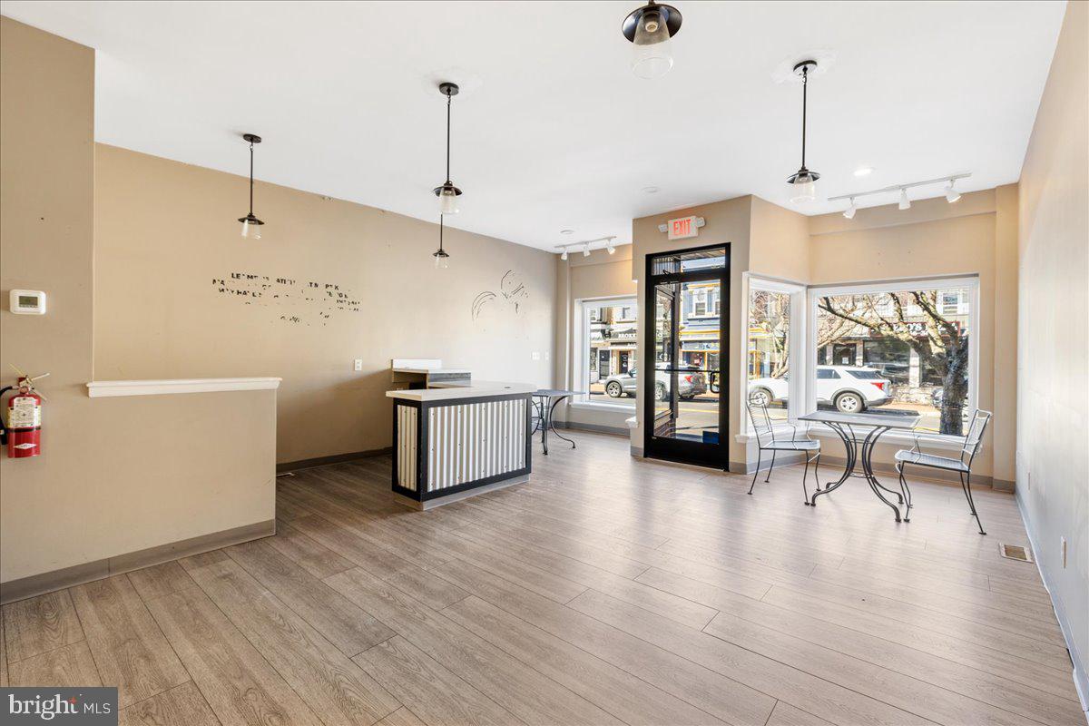112 W MERCHANT STREET