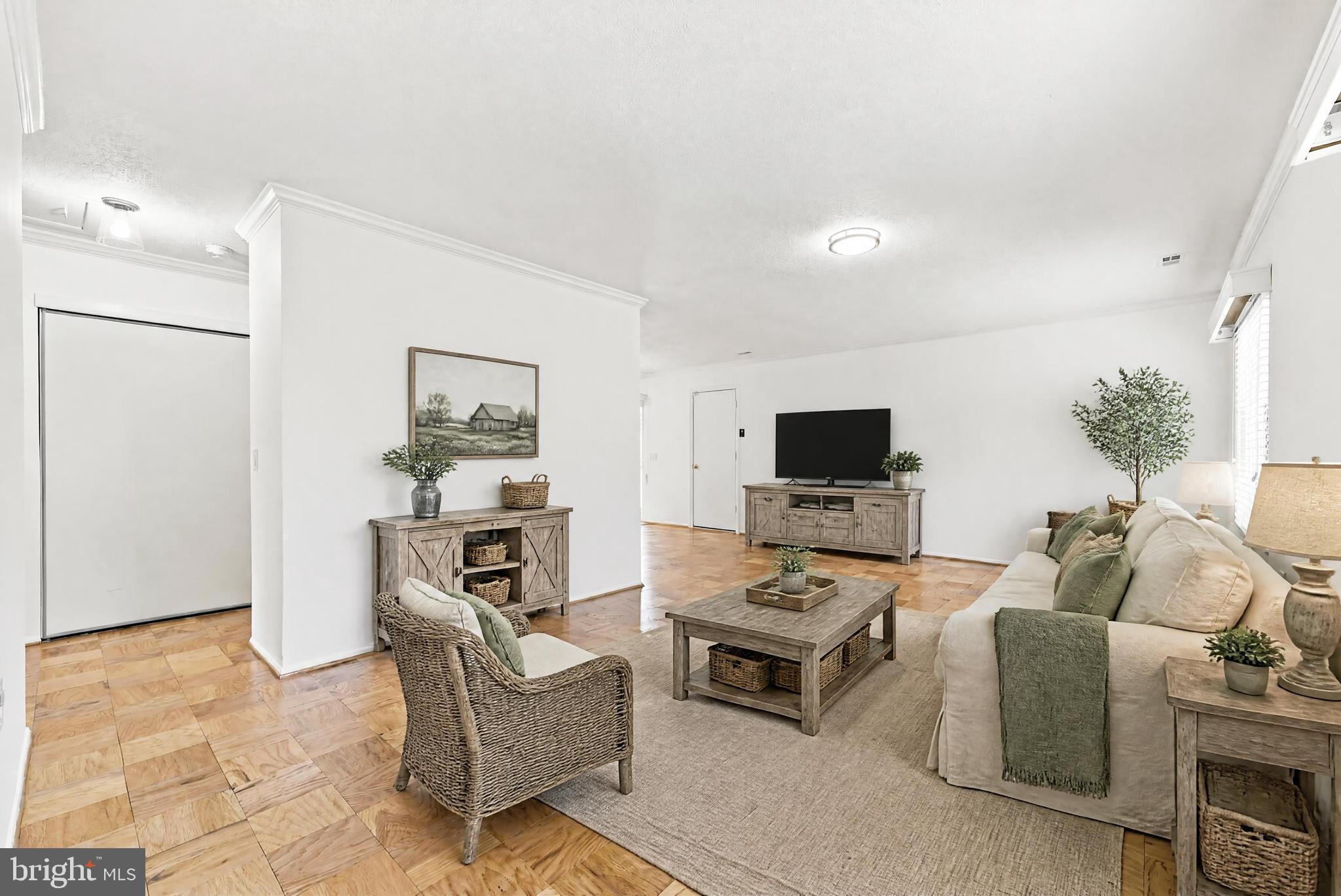 15219 TOTTENHAM TERRACE 27-A