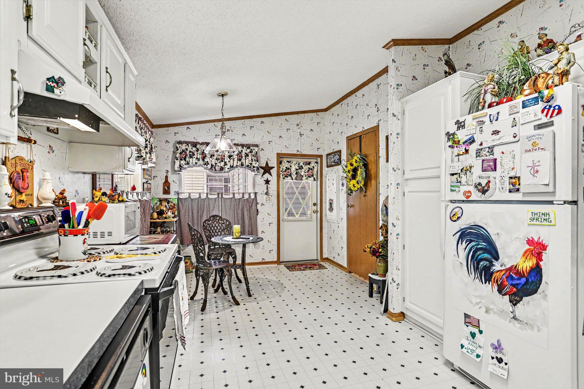 PINE RUN RETIREMENT COMMUNITY - Residential