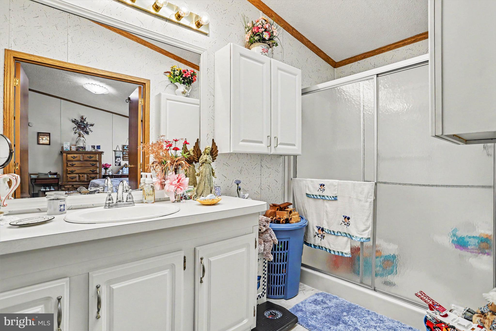 PINE RUN RETIREMENT COMMUNITY - Residential