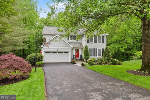 6724 Passageway Place, Burke, VA MLS: VAFX2238470