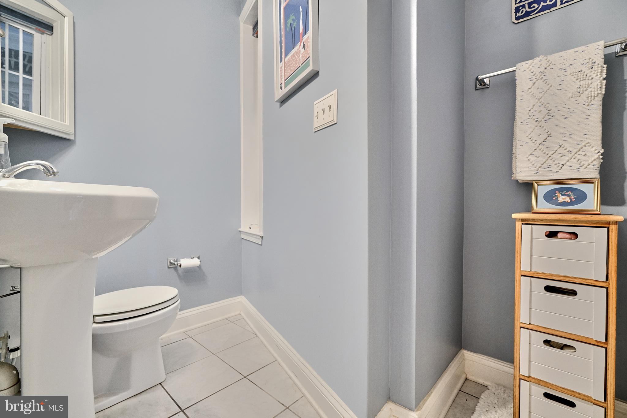 RIVERSIDE - Residential Lease