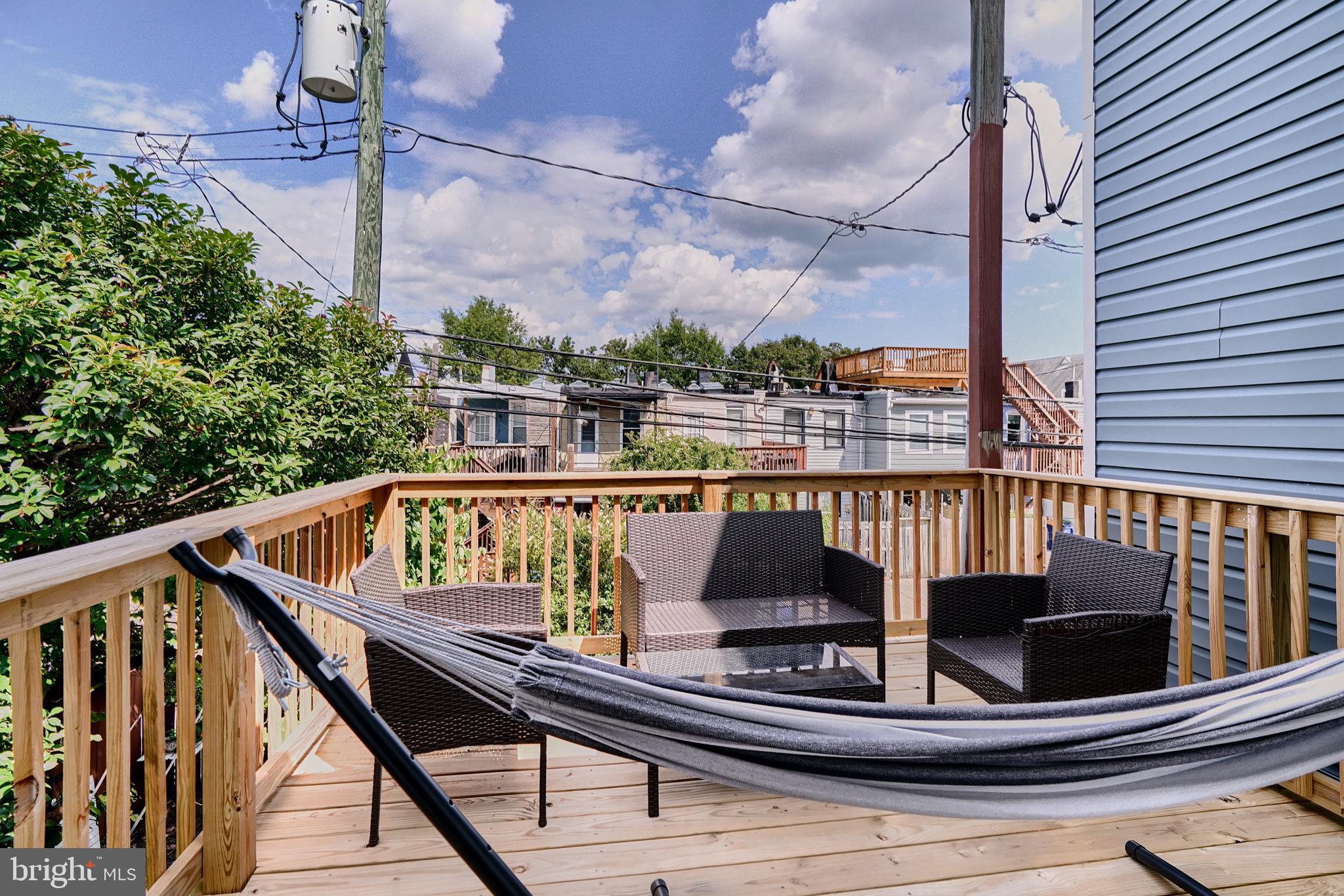 RIVERSIDE - Residential Lease