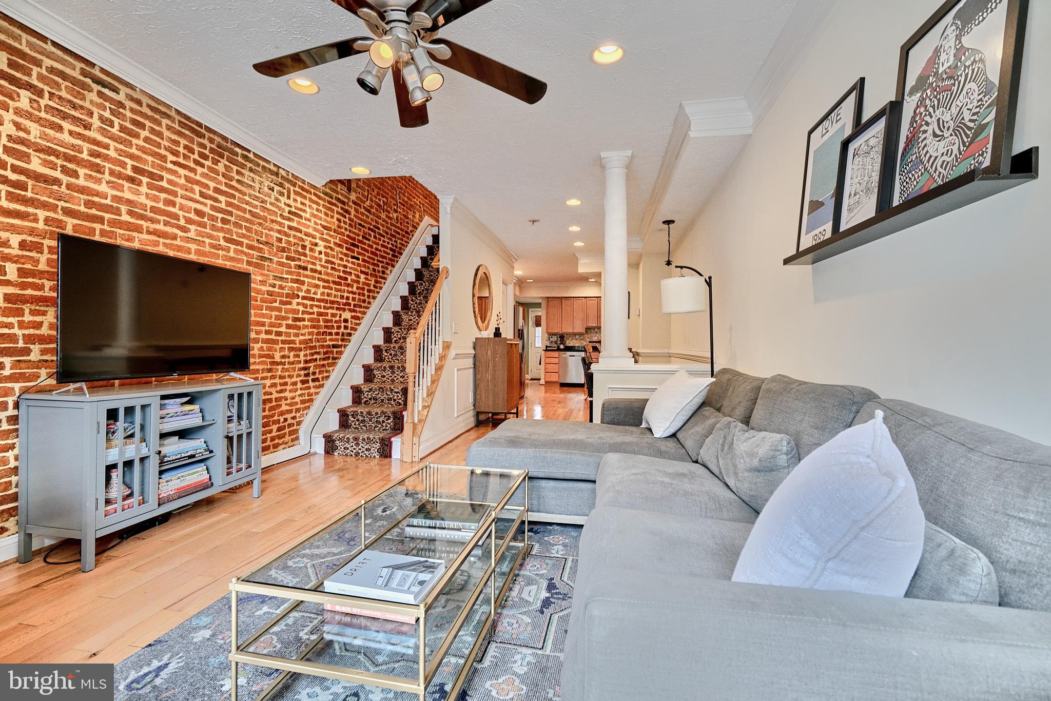 RIVERSIDE - Residential Lease