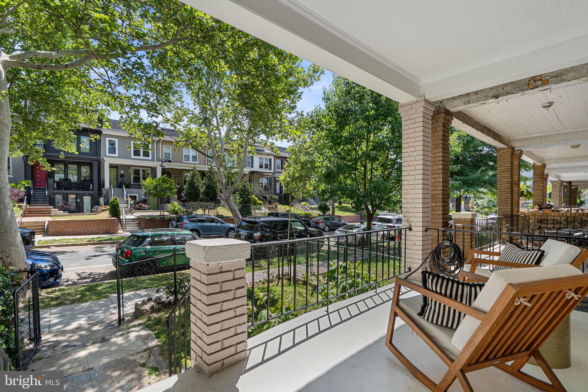 1712 M STREET NE