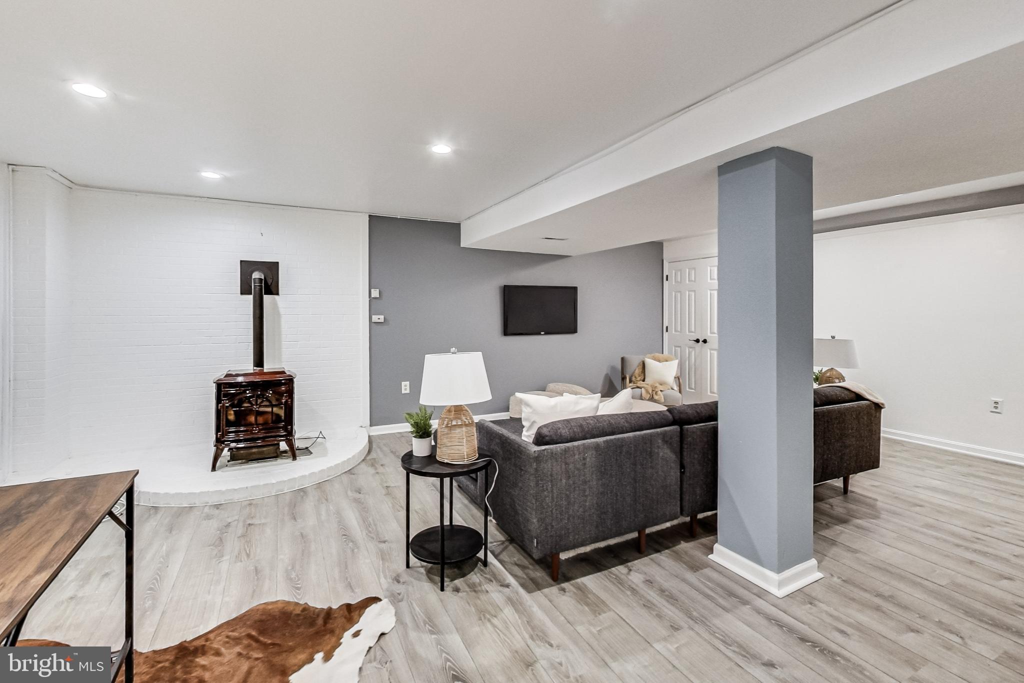 GOSHEN ESTATES - Residential