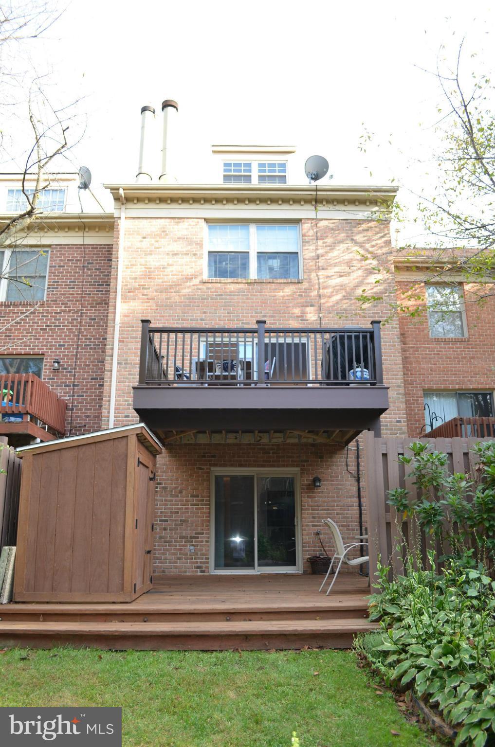 LOVETON FARMS - Residential