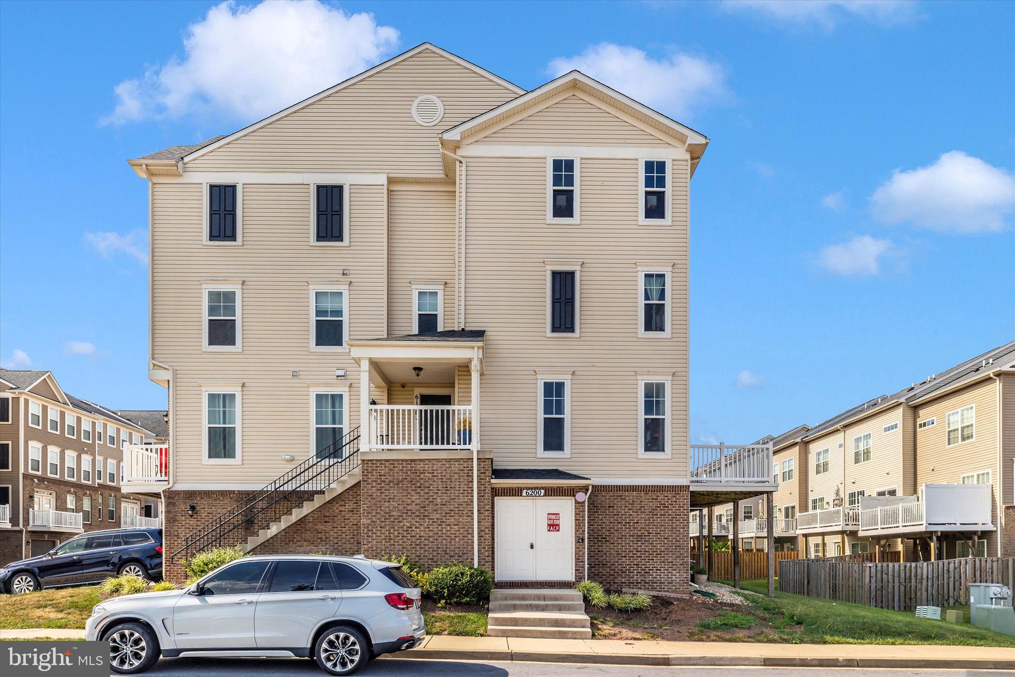 JEFFERSON PLACE - Residential