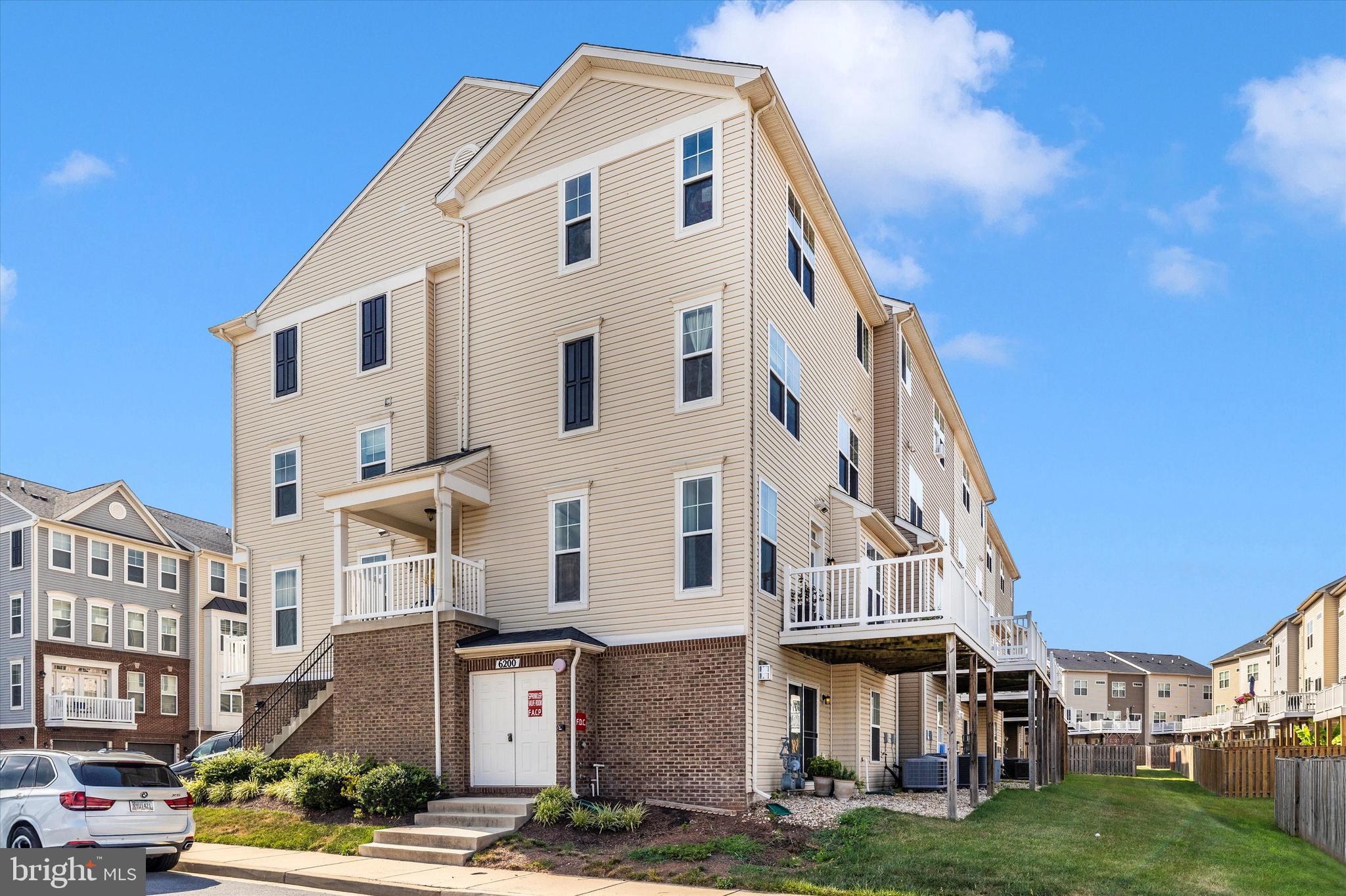 JEFFERSON PLACE - Residential