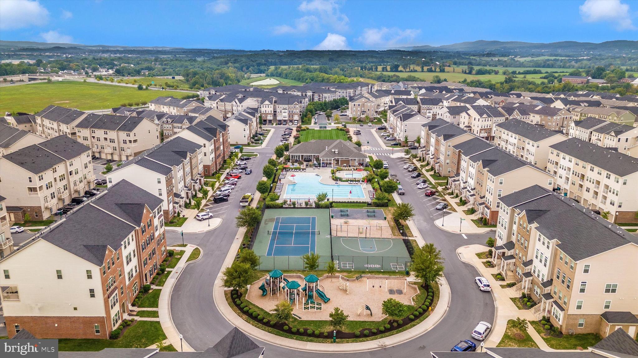 JEFFERSON PLACE - Residential