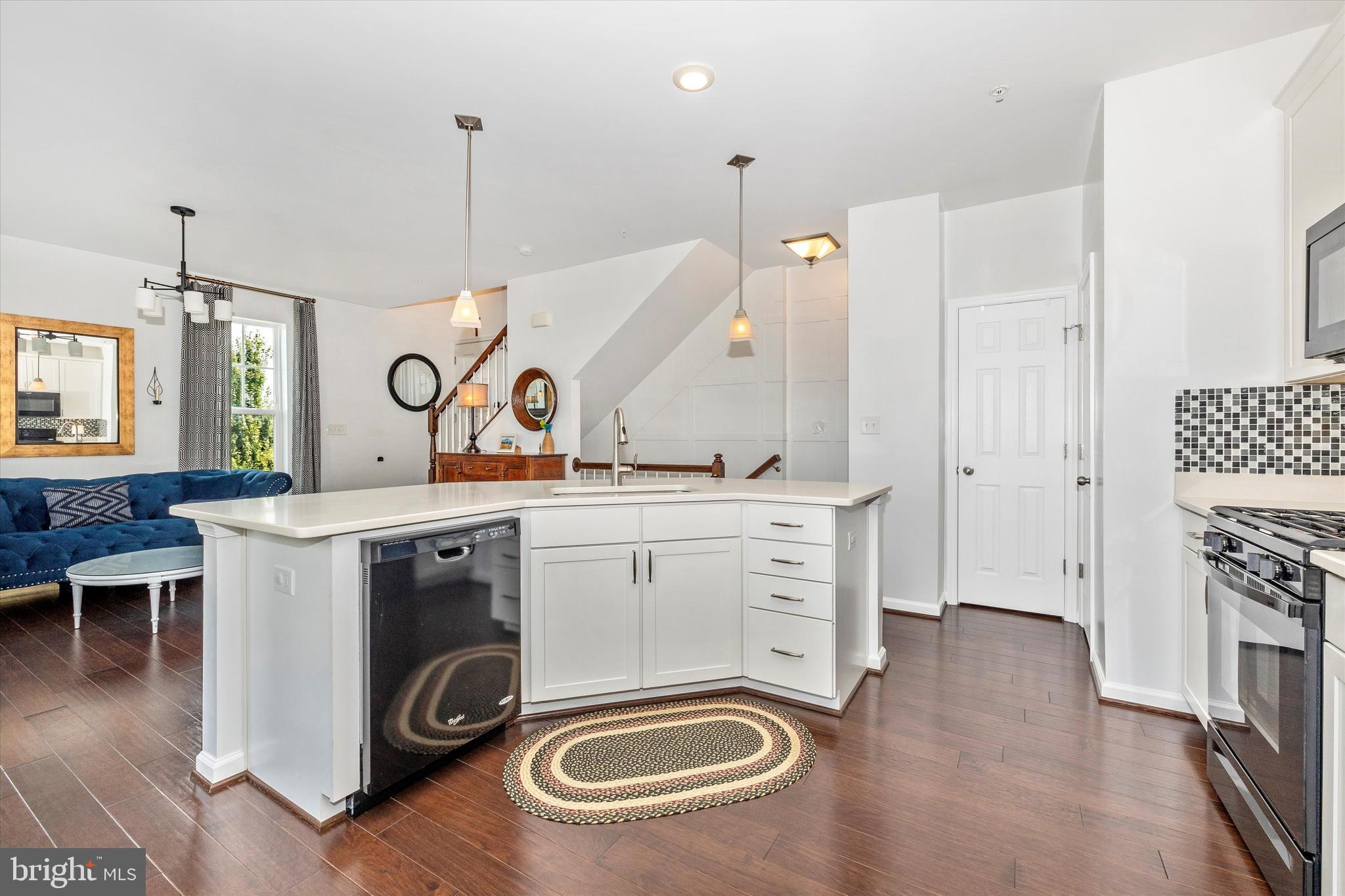 JEFFERSON PLACE - Residential