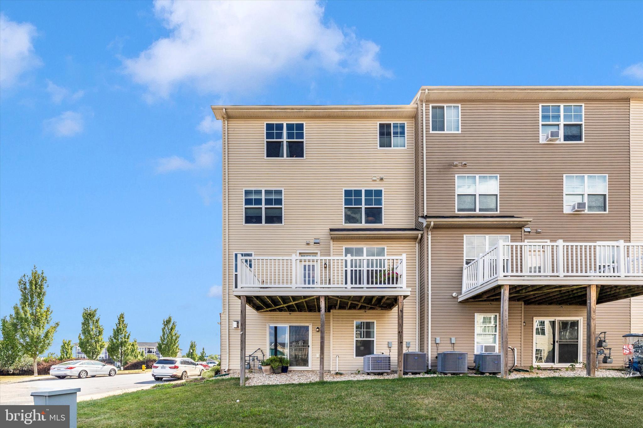 JEFFERSON PLACE - Residential