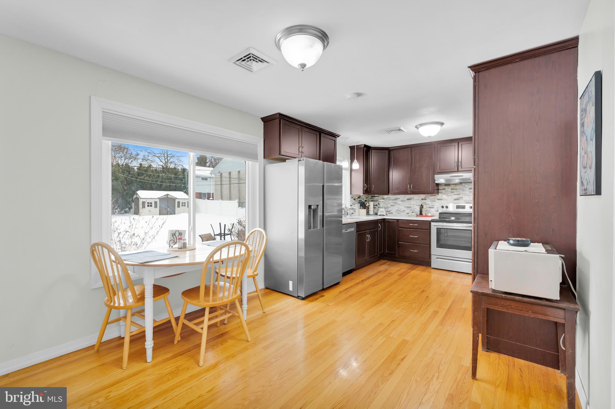 COLLEGE HEIGHTS - Residential