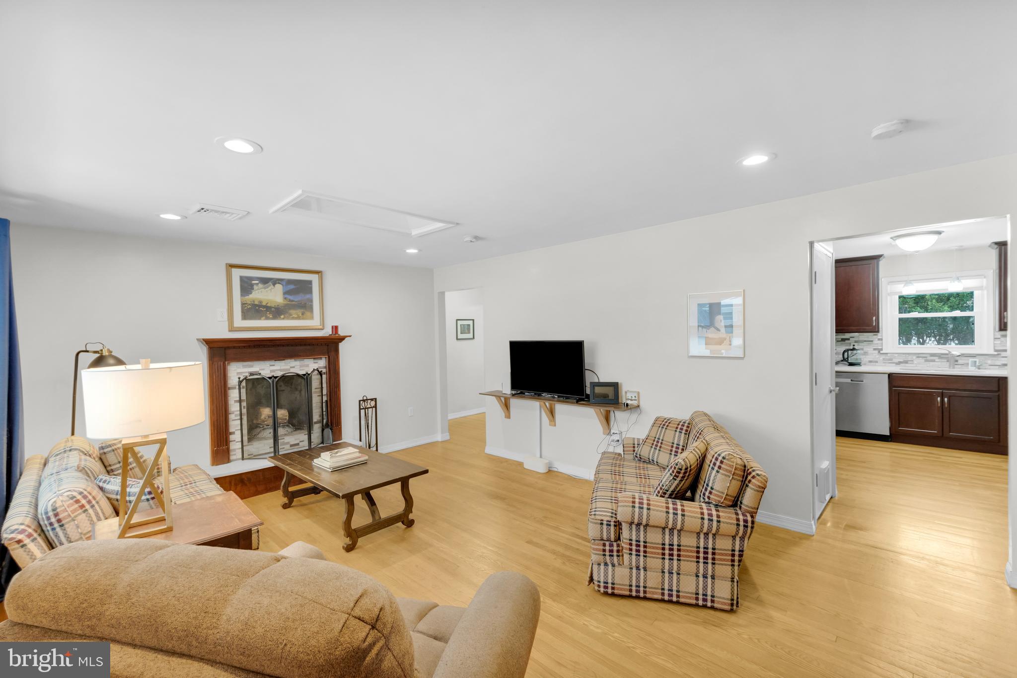 COLLEGE HEIGHTS - Residential