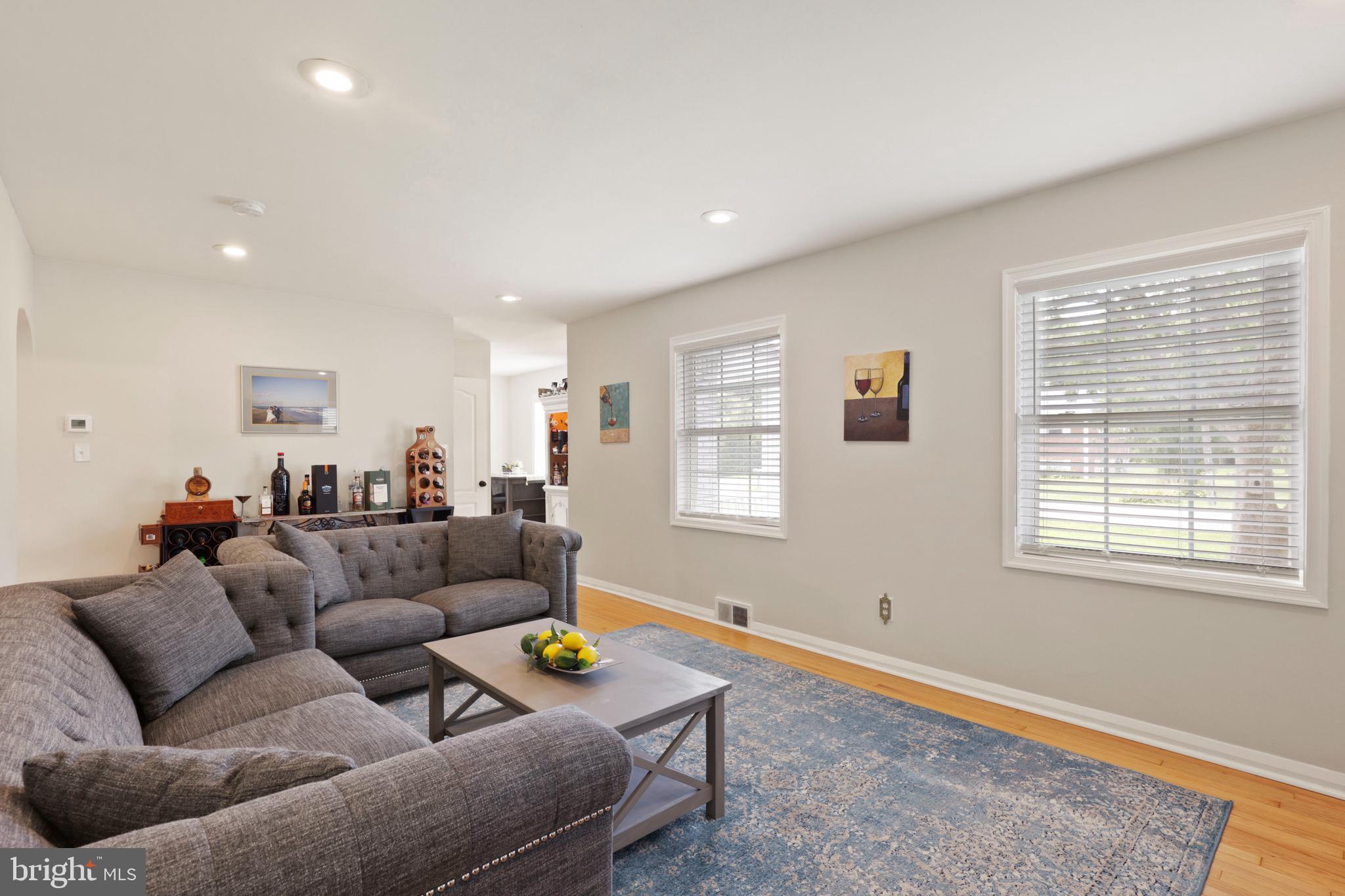 LONG BAR HARBOR - Residential