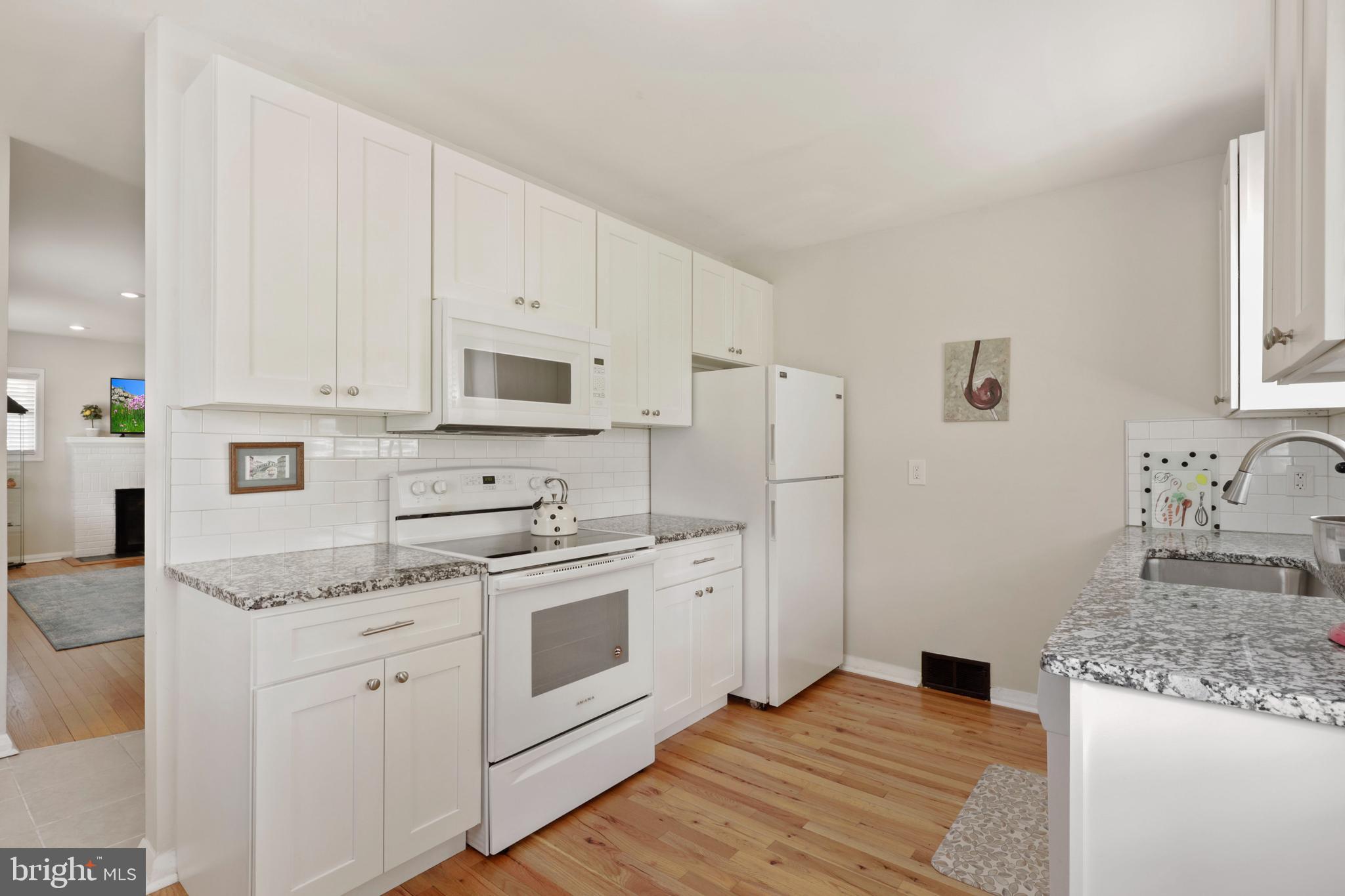 LONG BAR HARBOR - Residential