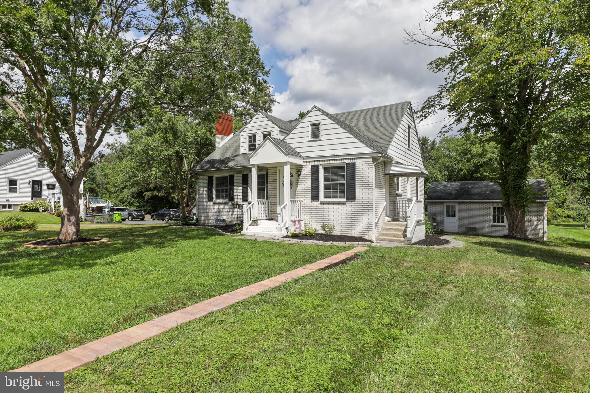 LONG BAR HARBOR - Residential