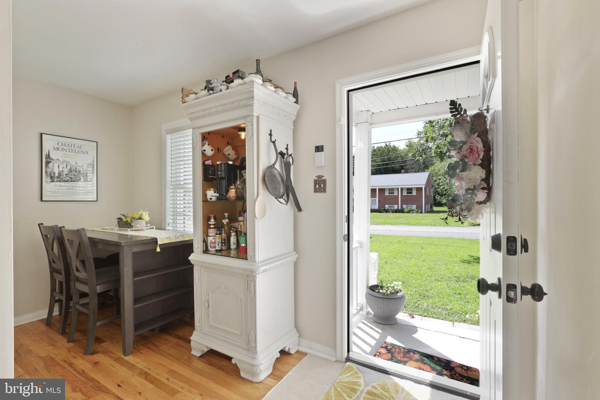 LONG BAR HARBOR - Residential