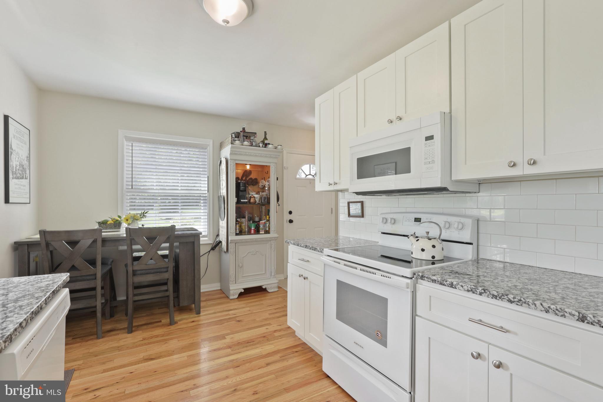 LONG BAR HARBOR - Residential