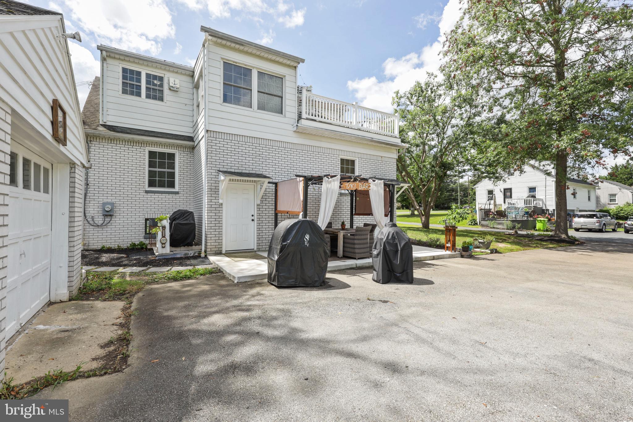 LONG BAR HARBOR - Residential