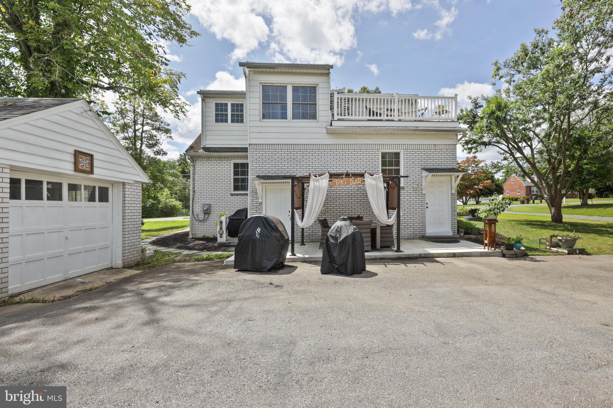 LONG BAR HARBOR - Residential
