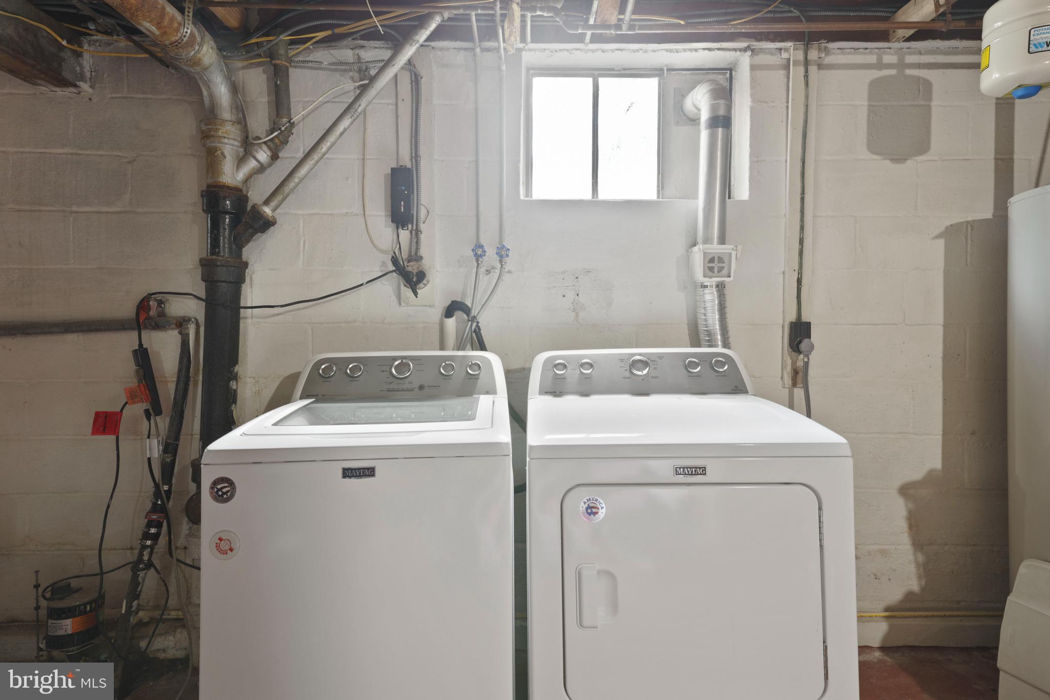 LONG BAR HARBOR - Residential