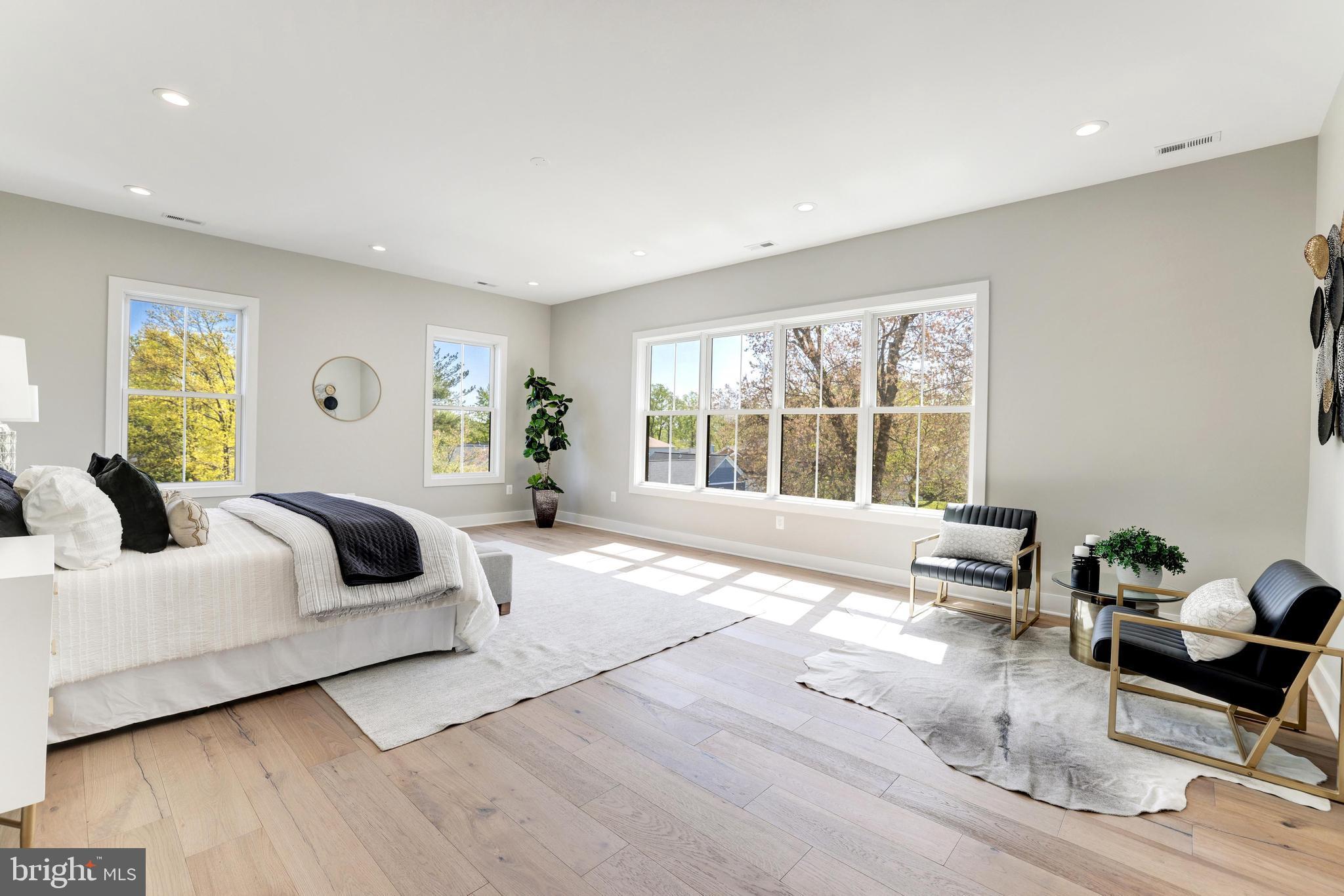 PIMMIT HILLS - Residential