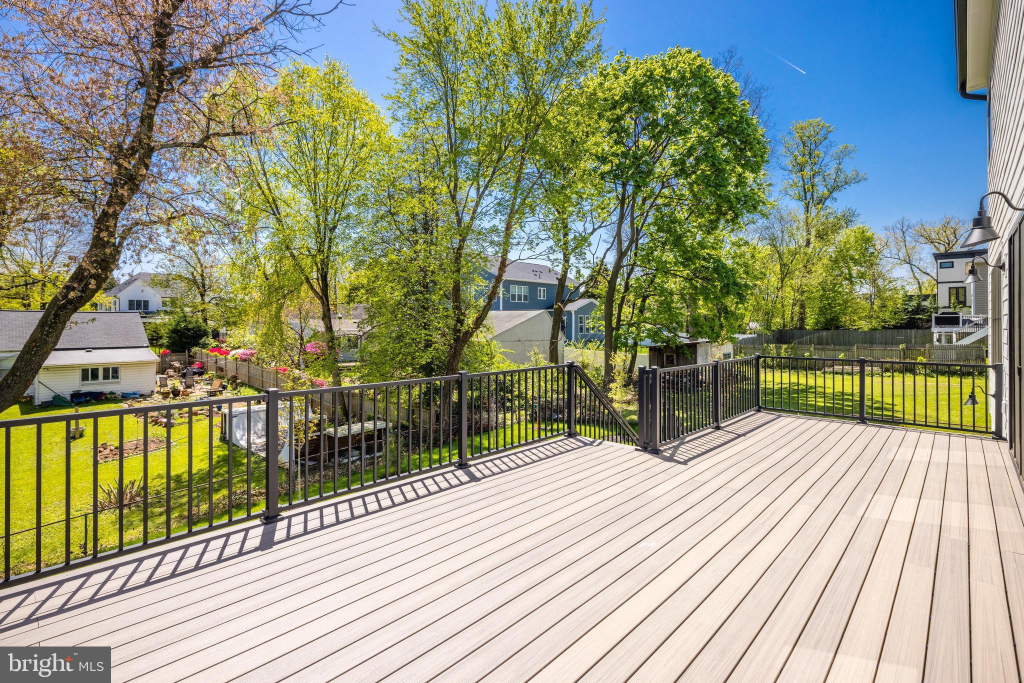 PIMMIT HILLS - Residential