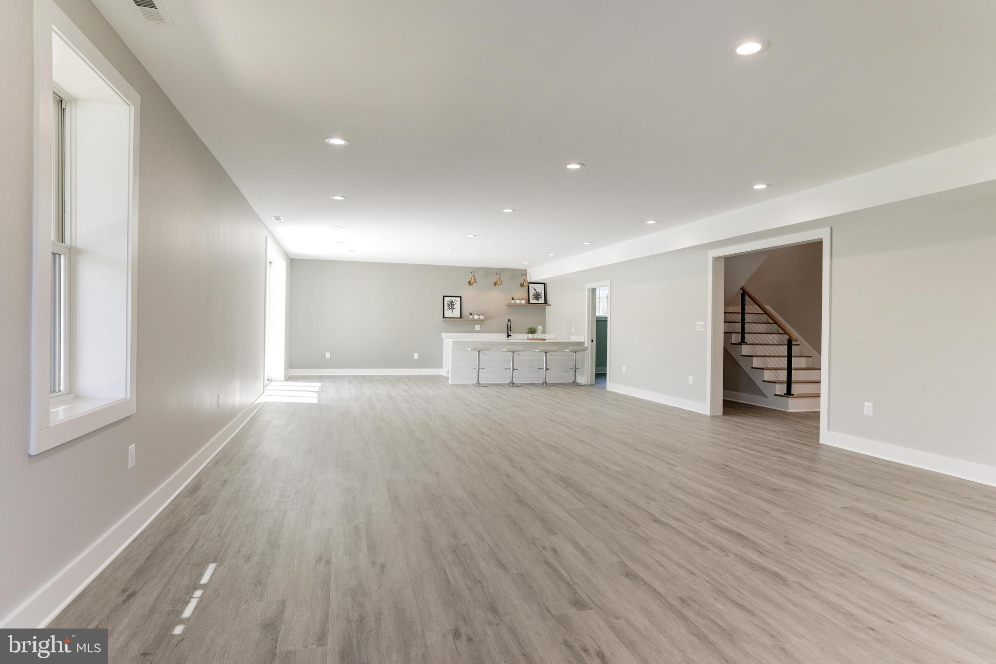 PIMMIT HILLS - Residential