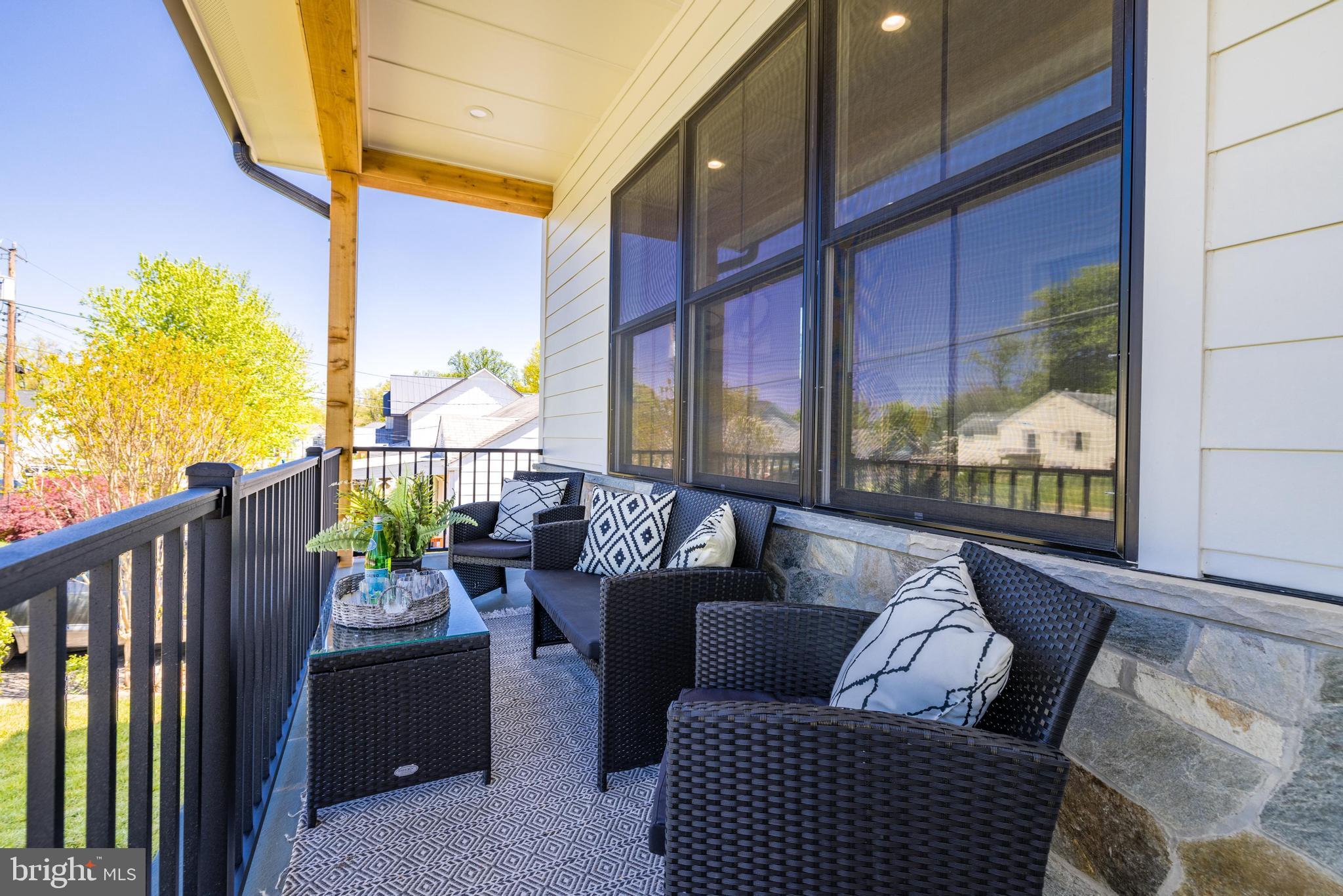 PIMMIT HILLS - Residential