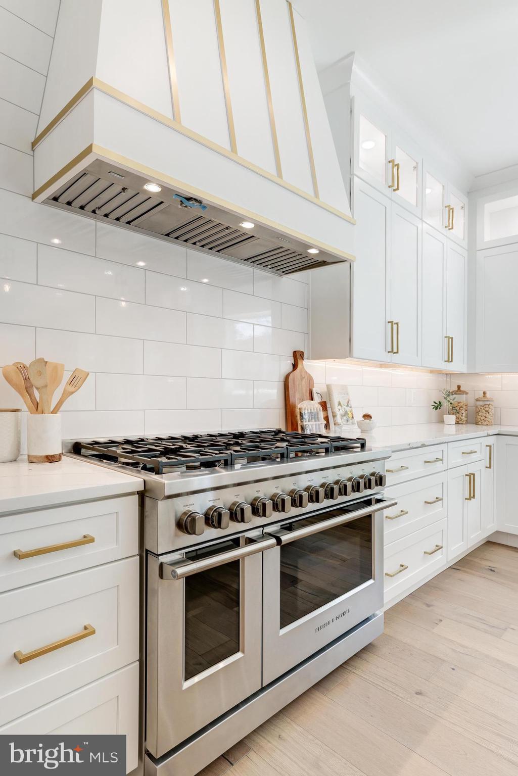 PIMMIT HILLS - Residential